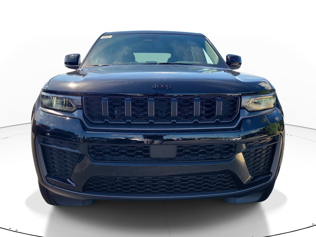 New 2027 Jeep Grand Cherokee Laredo Altitude Laredo Altitude 4x2 *Ltd Avail*