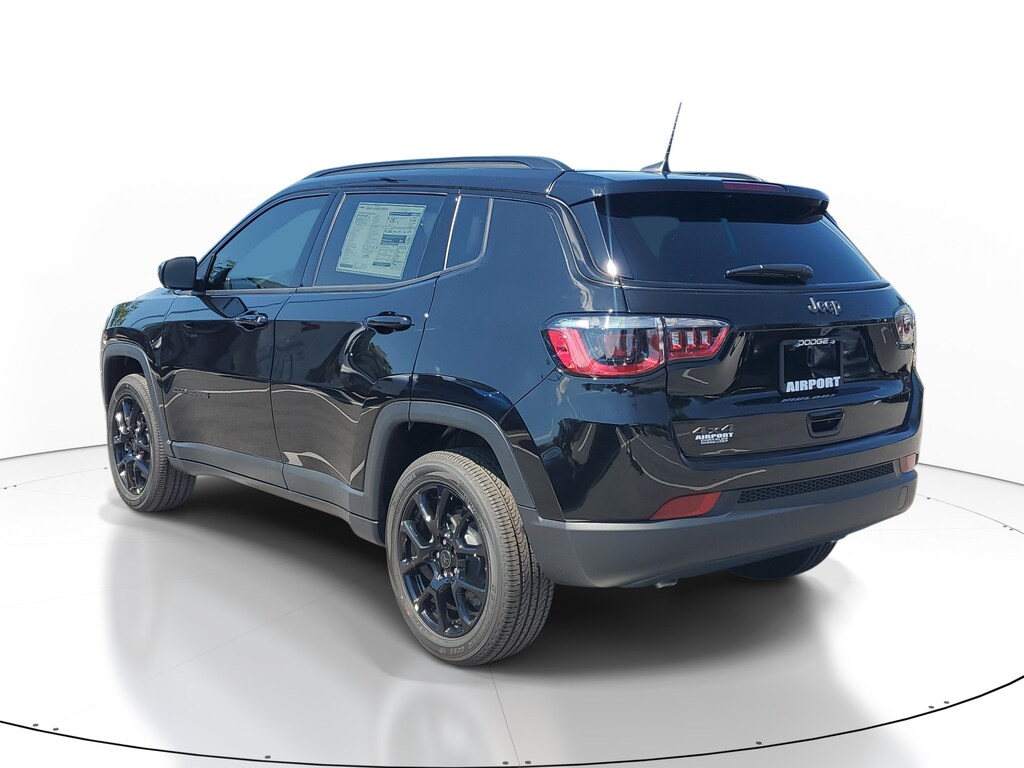 New 2026 Jeep Compass Latitude Altitude Latitude Altitude 4x4