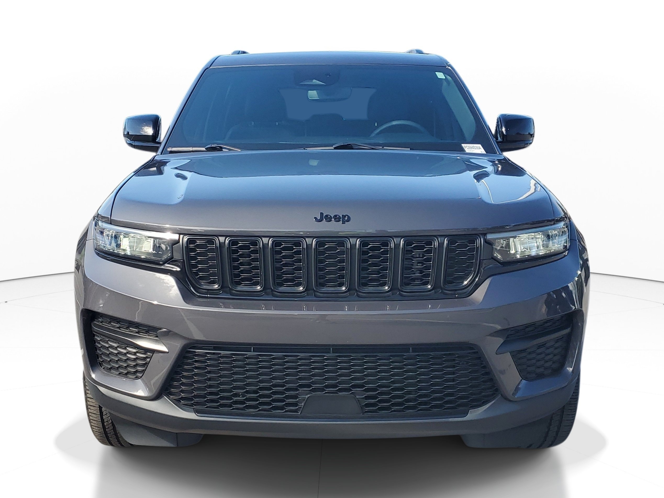 Used 2023 Jeep Grand Cherokee Laredo SUV