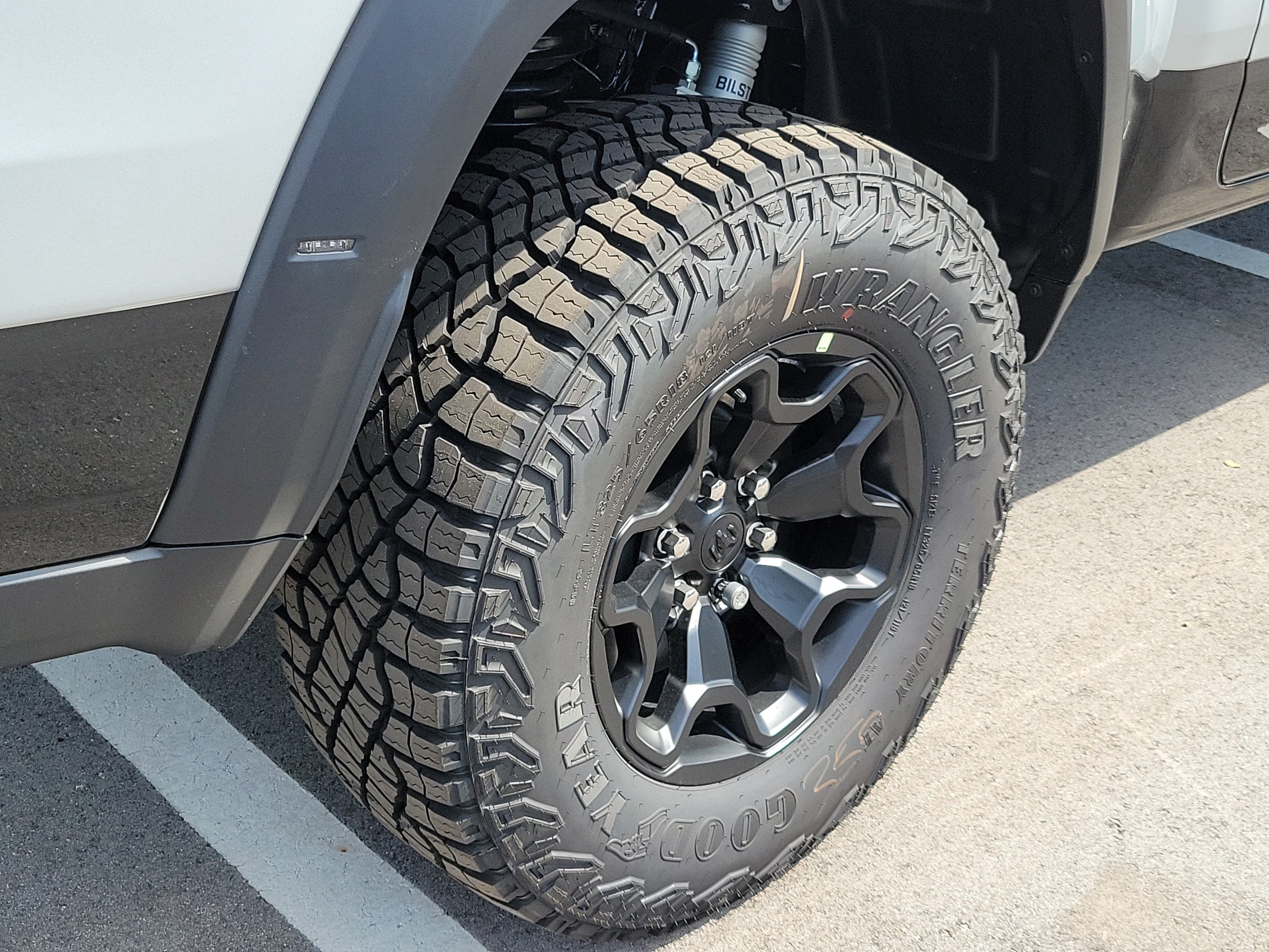 New 2027 Ram 1500 RHO RHO 4x4 Crew Cab 57 Box