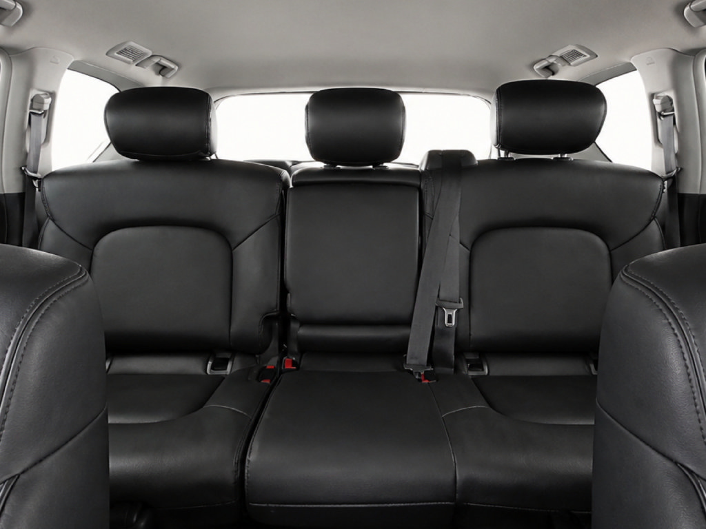 2022 Nissan Armada SV - Photo 17