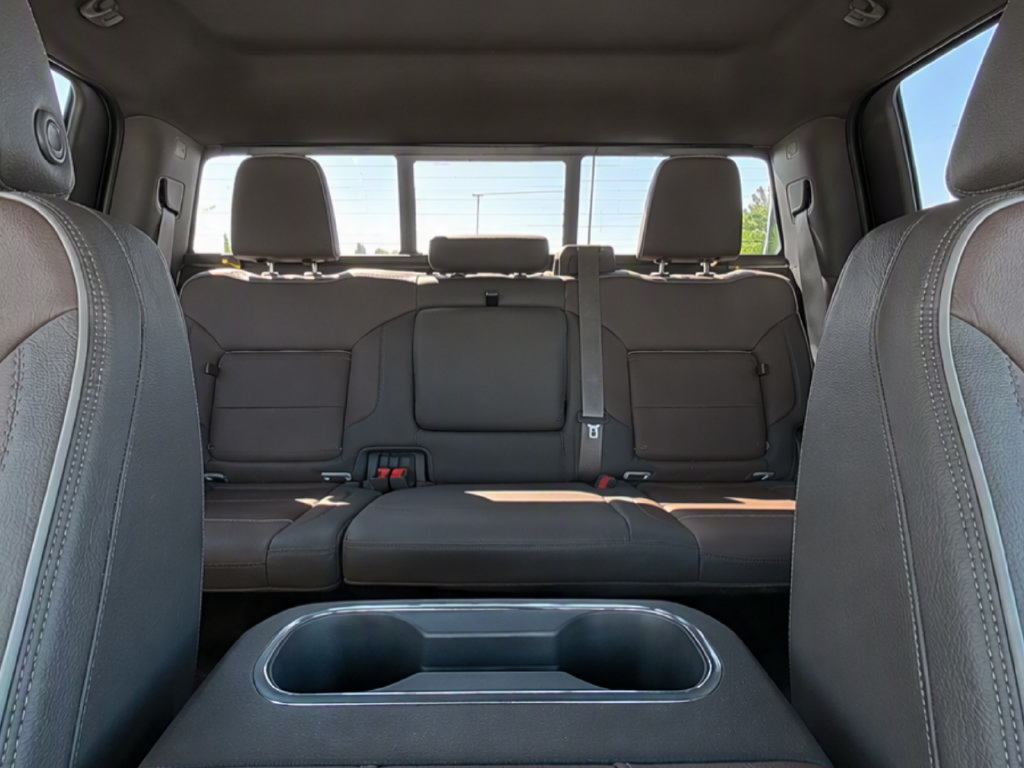 2026 GMC Sierra 3500HD Denali - Photo 15