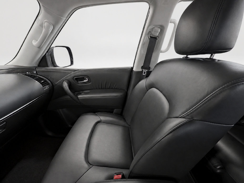 2022 Nissan Armada SV - Photo 15