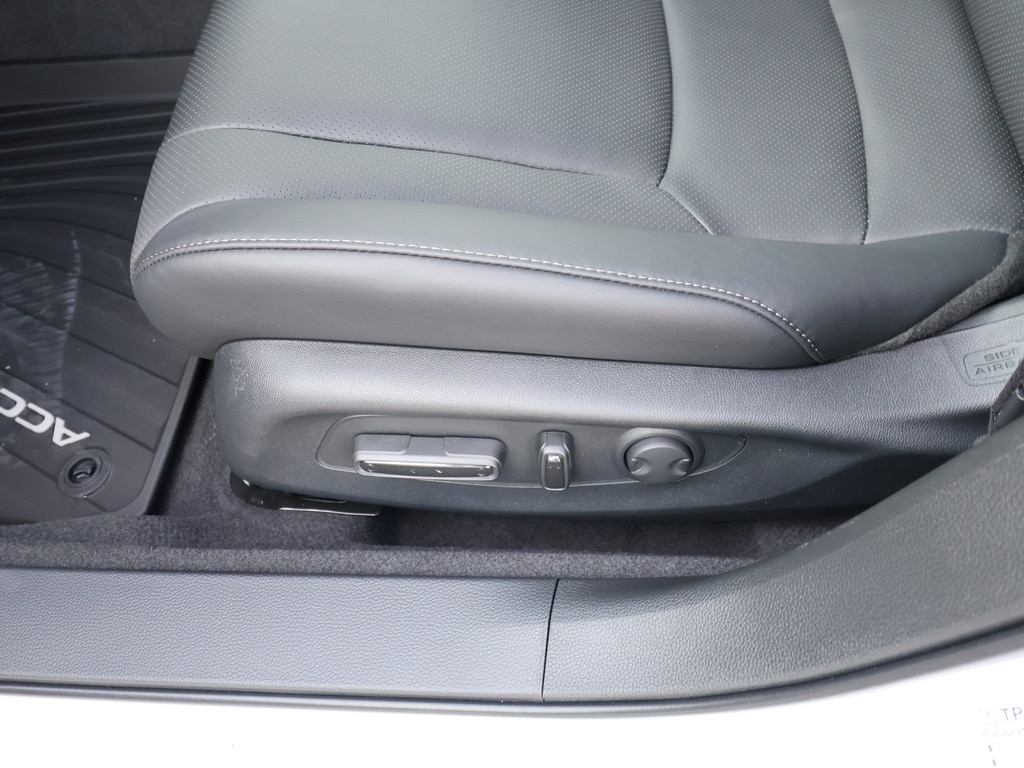 2025 Honda Accord Hybrid Sport-L - Photo 13
