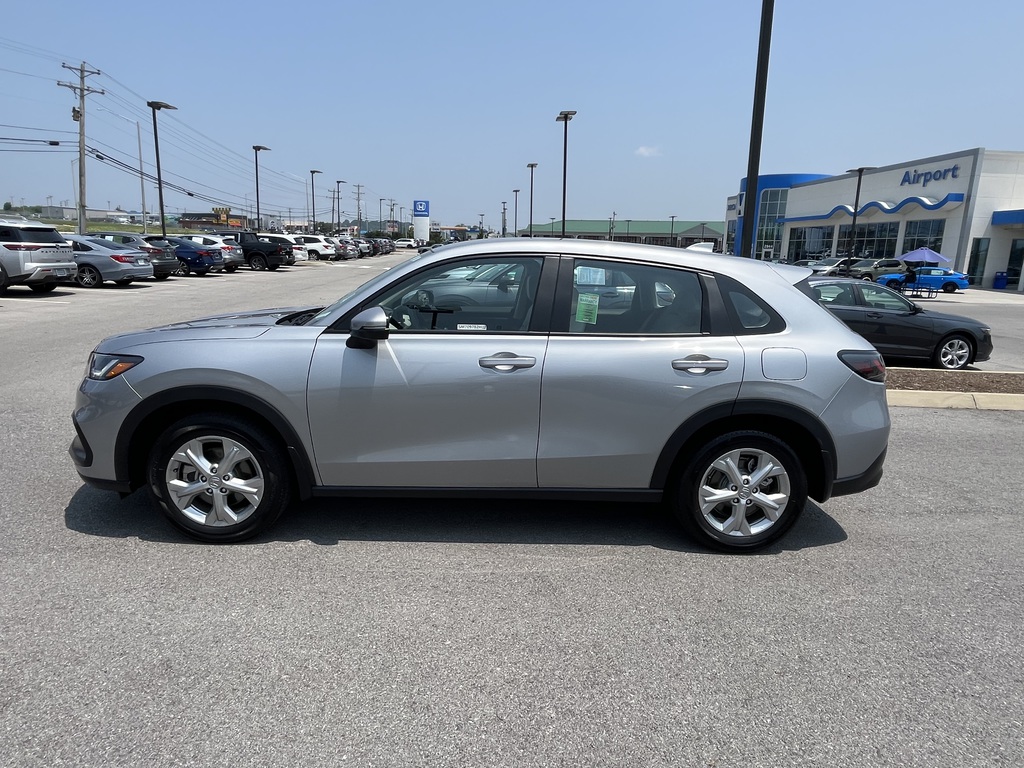 2025 Honda HR-V LX - Photo 8