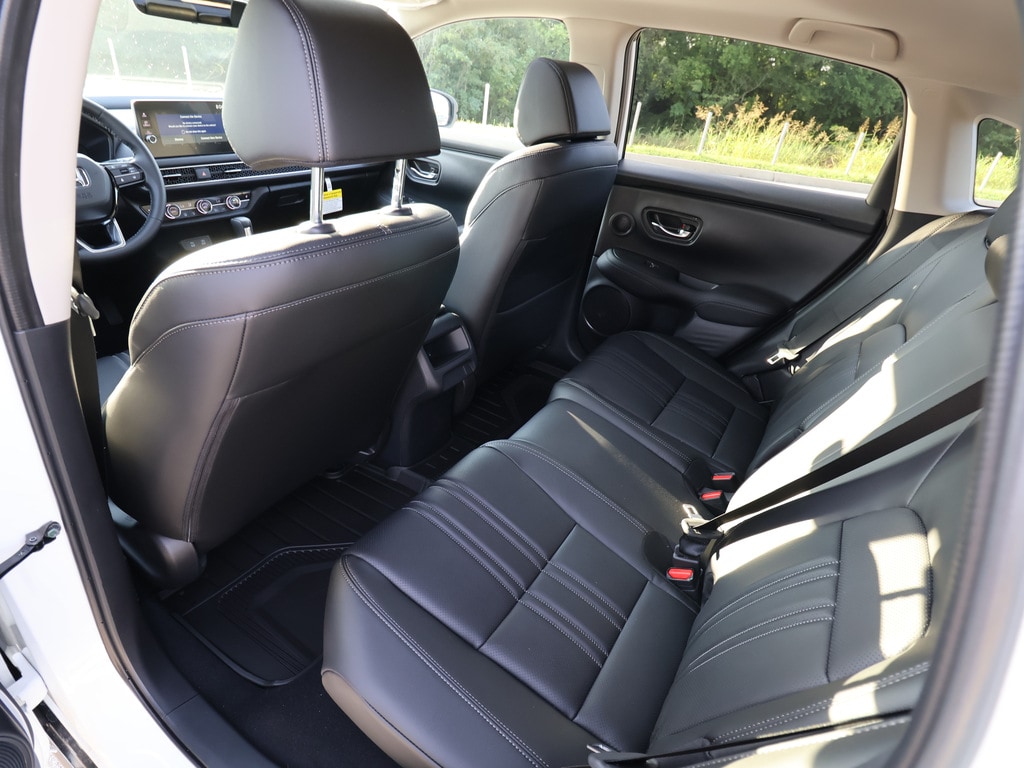 2026 Honda HR-V EX-L - Photo 17