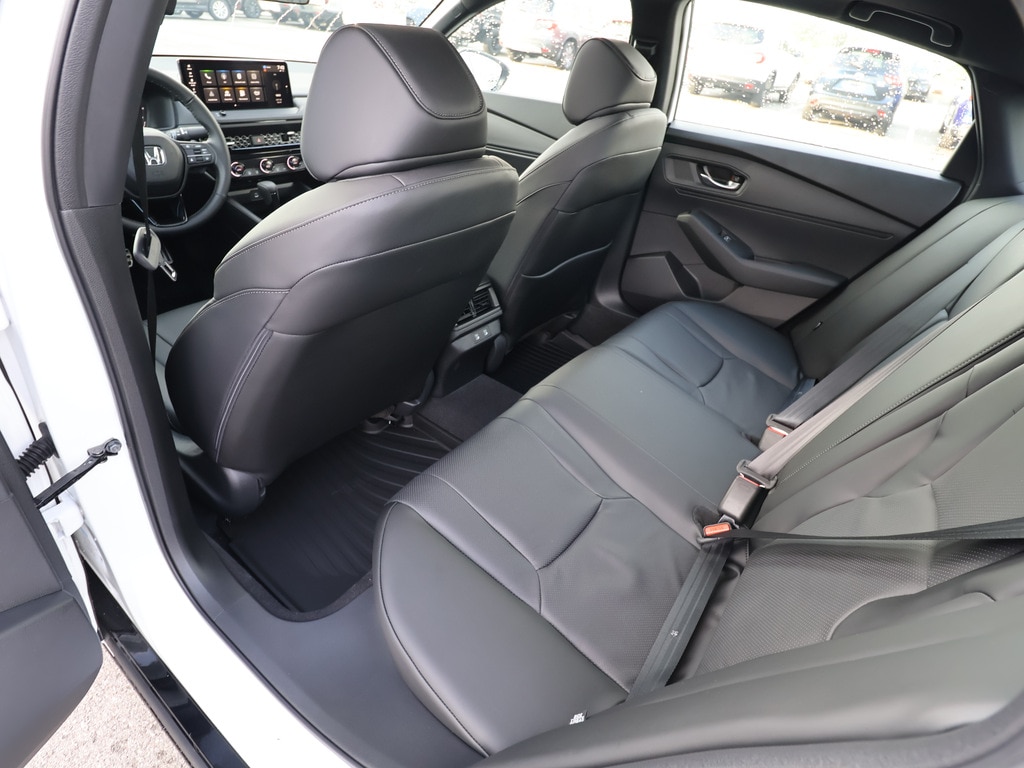 2025 Honda Accord Hybrid Sport-L - Photo 19