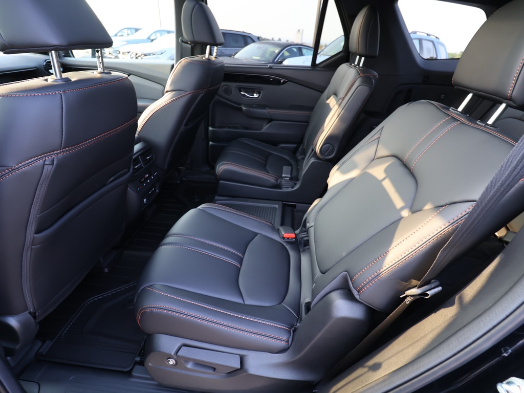 2025 Honda Pilot TrailSport - Photo 19