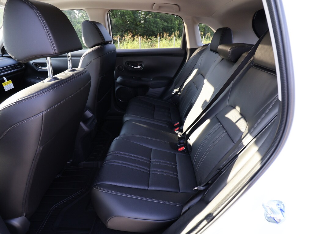 2026 Honda HR-V EX-L - Photo 16