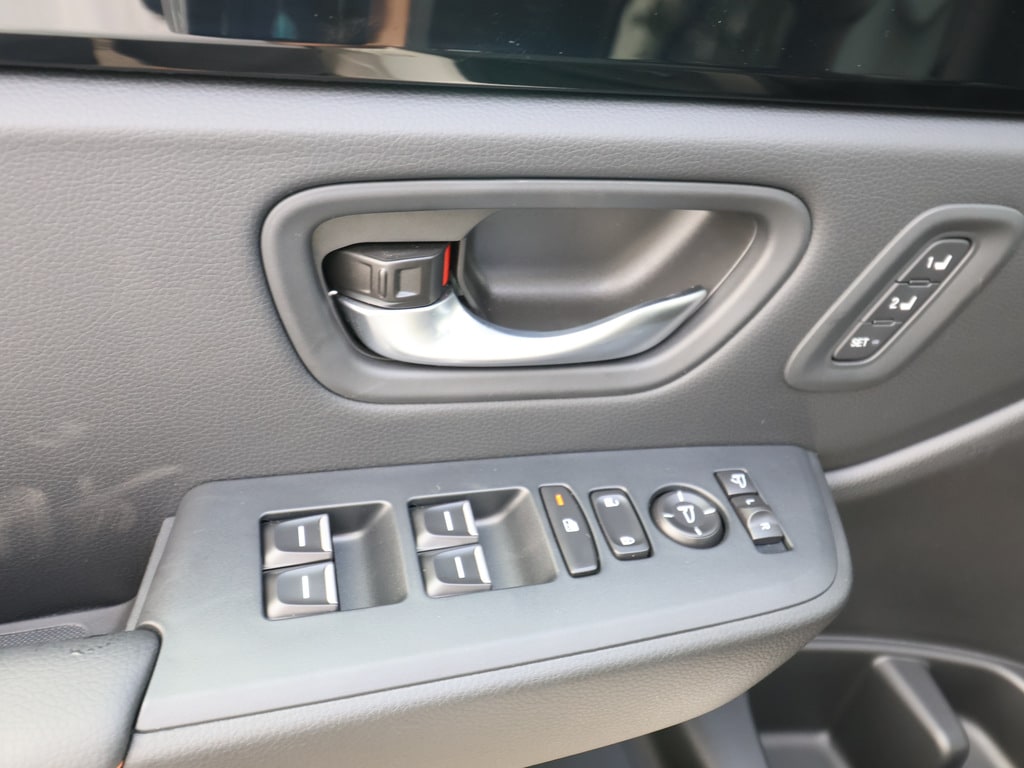 2025 Honda Pilot TrailSport - Photo 13