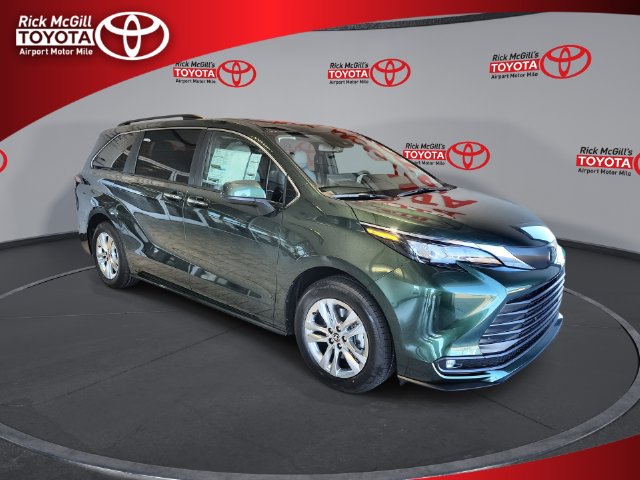 2026 Toyota Sienna 7 PASSENGER 