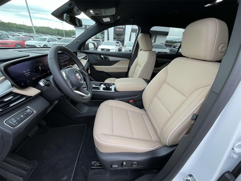 2025 Buick Enclave Preferred - Photo 14