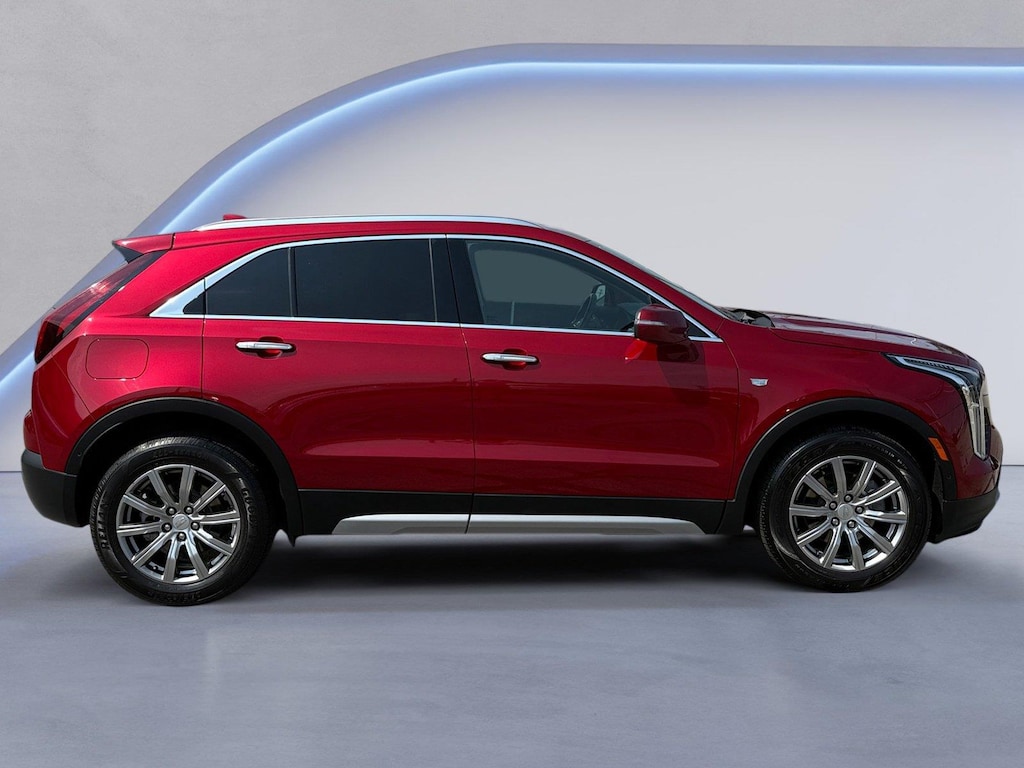 Used 2022 Cadillac XT4 FWD Premium Luxury SUV