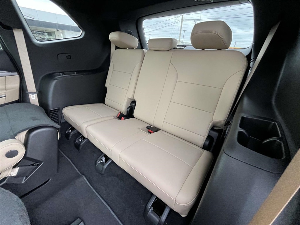 2025 Buick Enclave Preferred - Photo 19