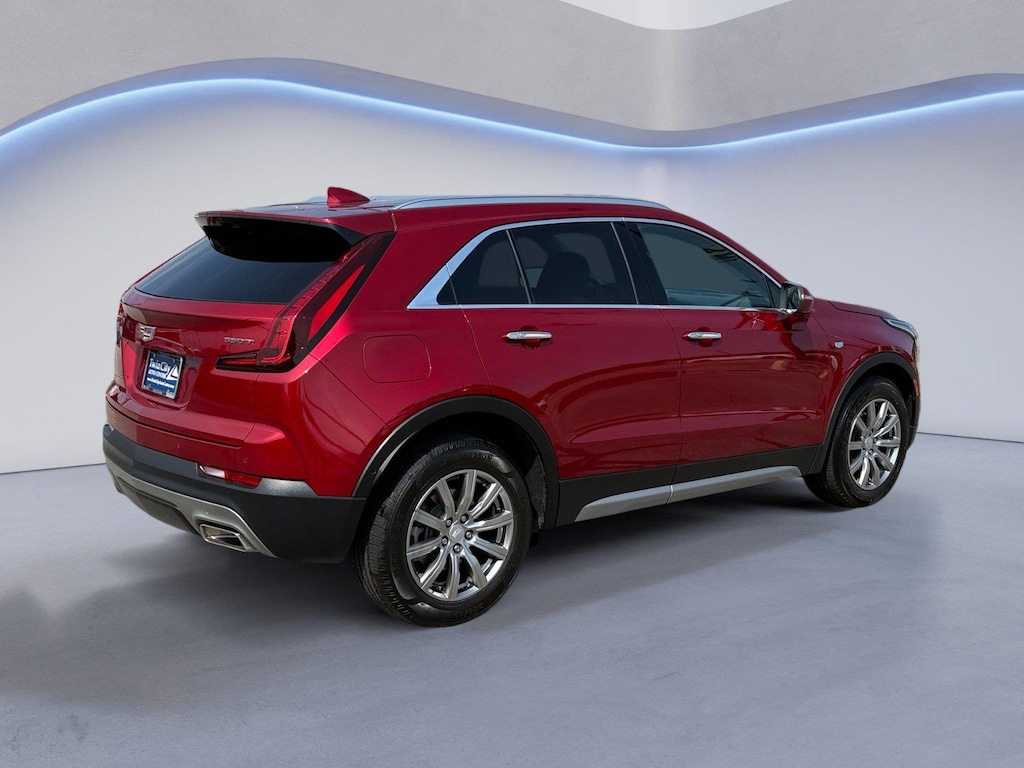 Used 2022 Cadillac XT4 FWD Premium Luxury SUV