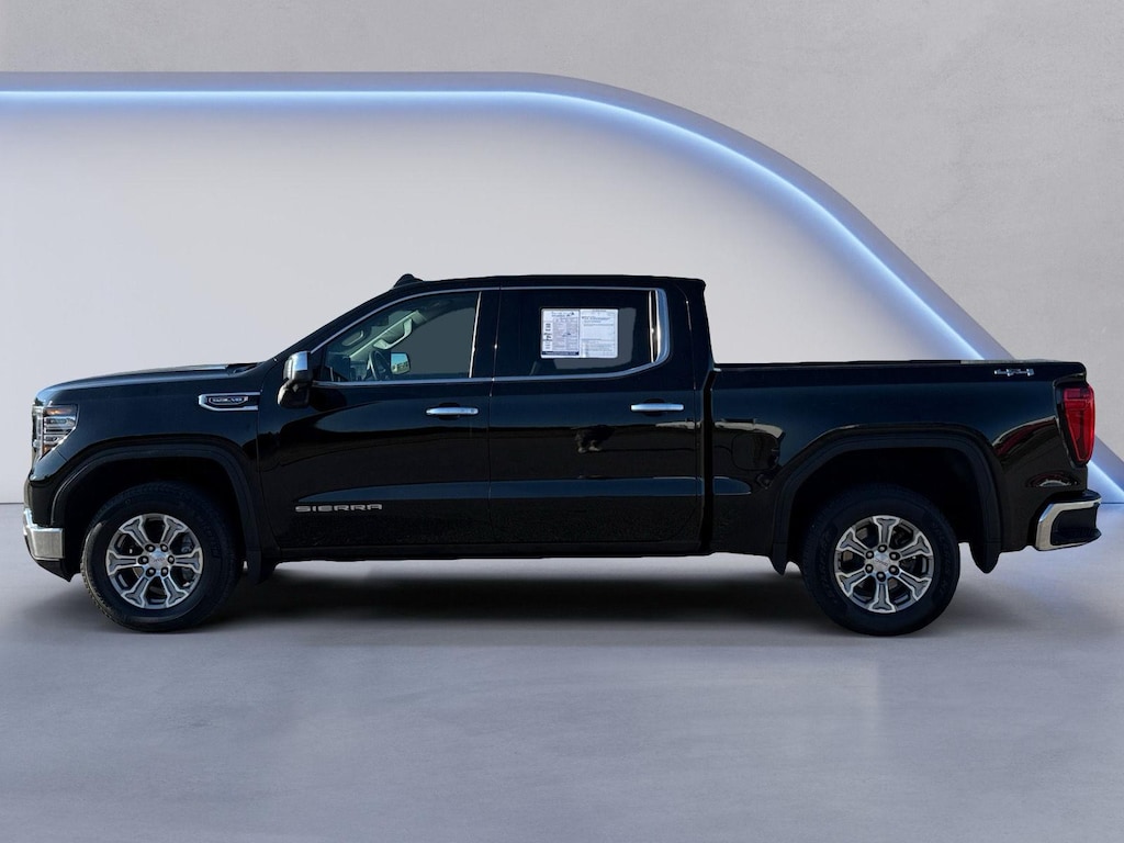 Used 2025 GMC Sierra 1500 SLT Truck