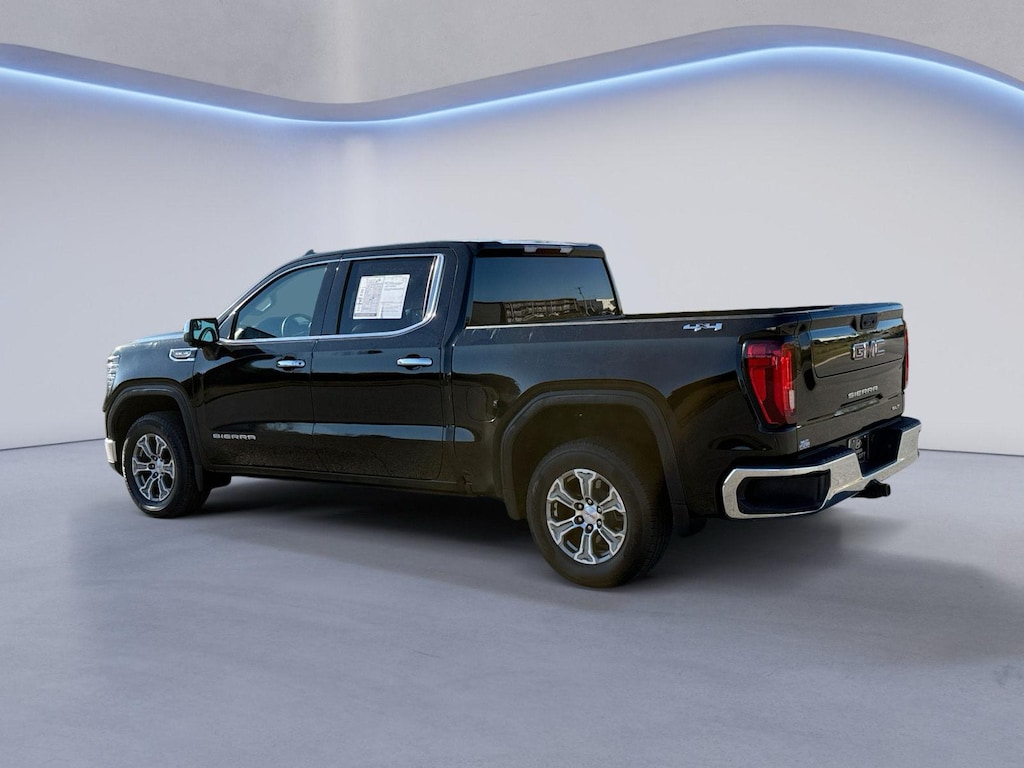 Used 2025 GMC Sierra 1500 SLT Truck