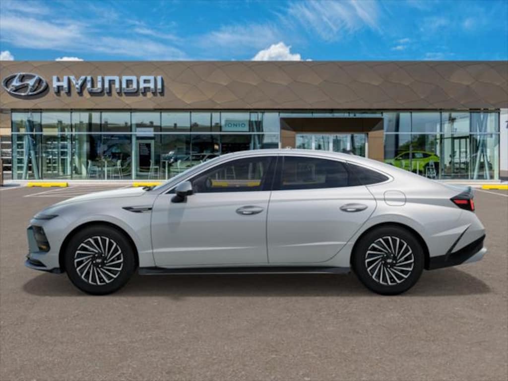 New 2025 Hyundai Sonata Hybrid Limited Sedan