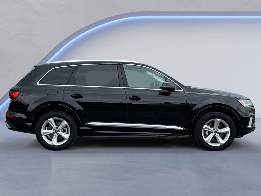 Used 2024 Audi Q7 Premium Plus SUV