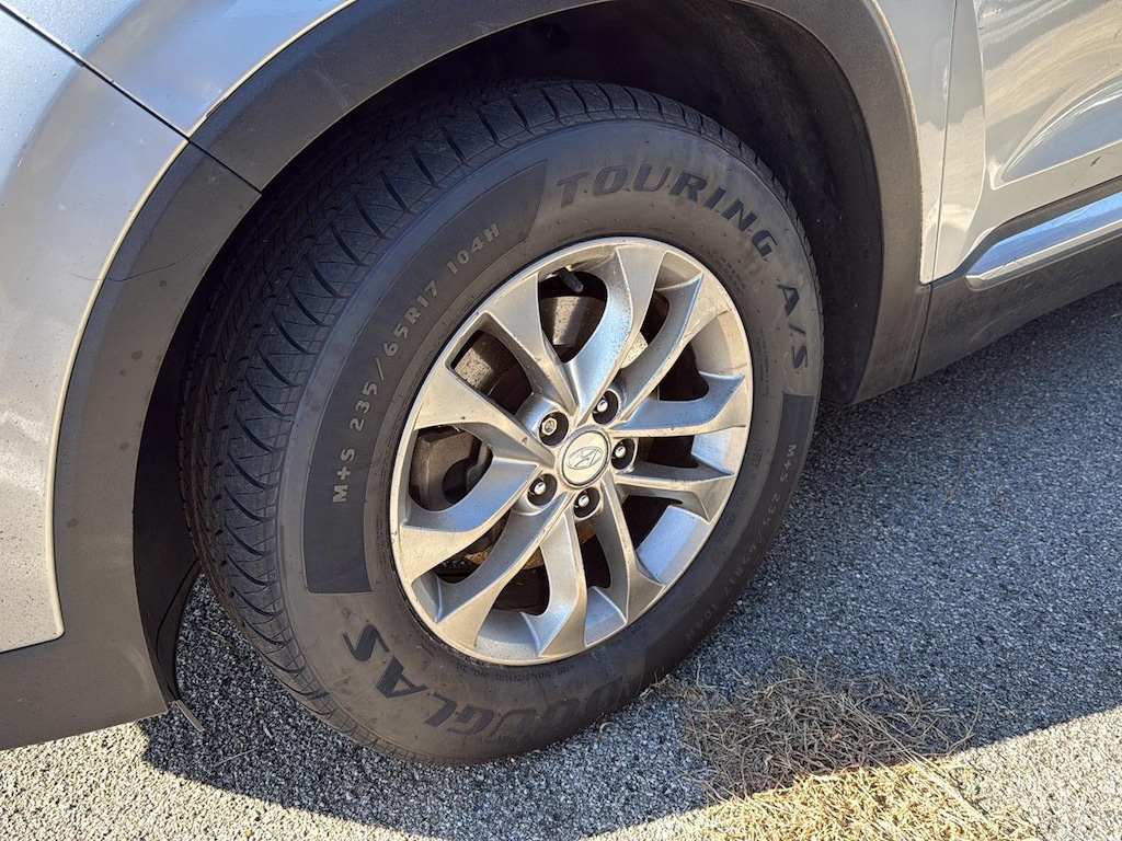 Used 2019 Hyundai Santa Fe SE SUV