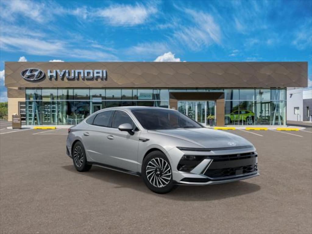 New 2025 Hyundai Sonata Hybrid Limited Sedan