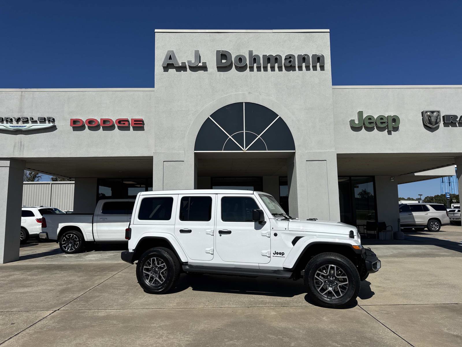 2026 Jeep Wrangler 4-DOOR SAHARA Sport Utility