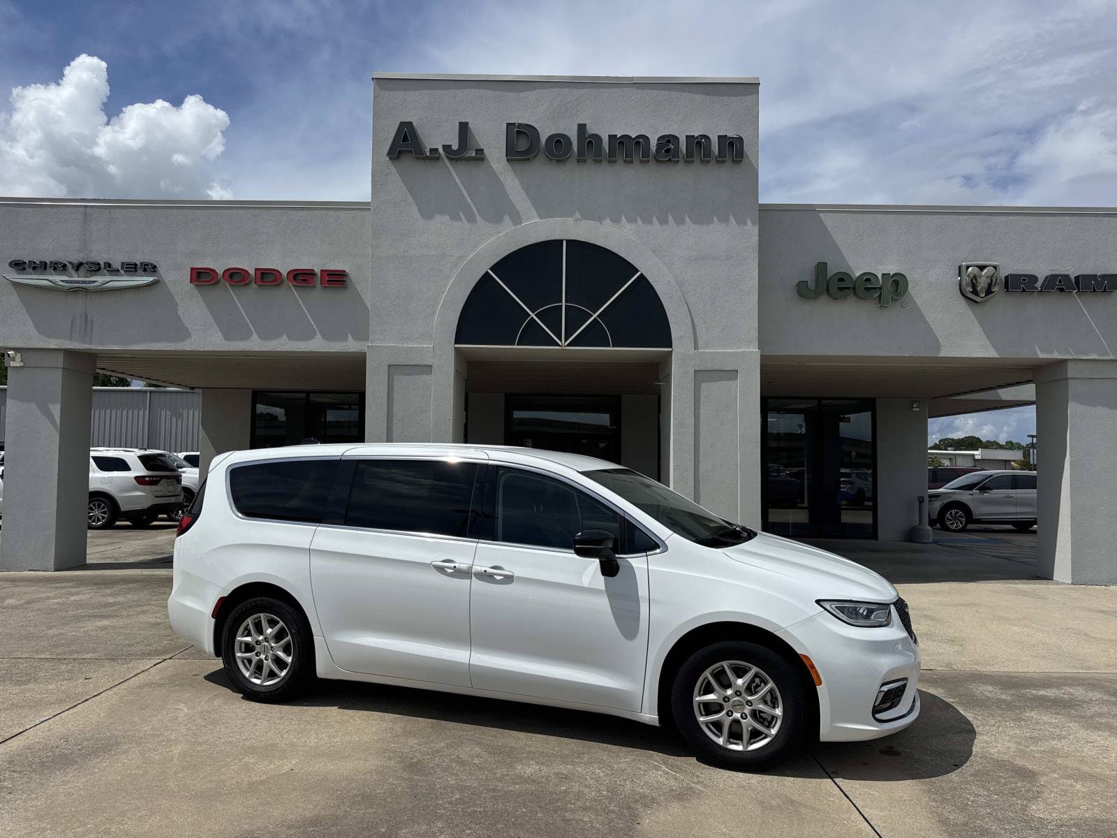 2024 Chrysler Pacifica
