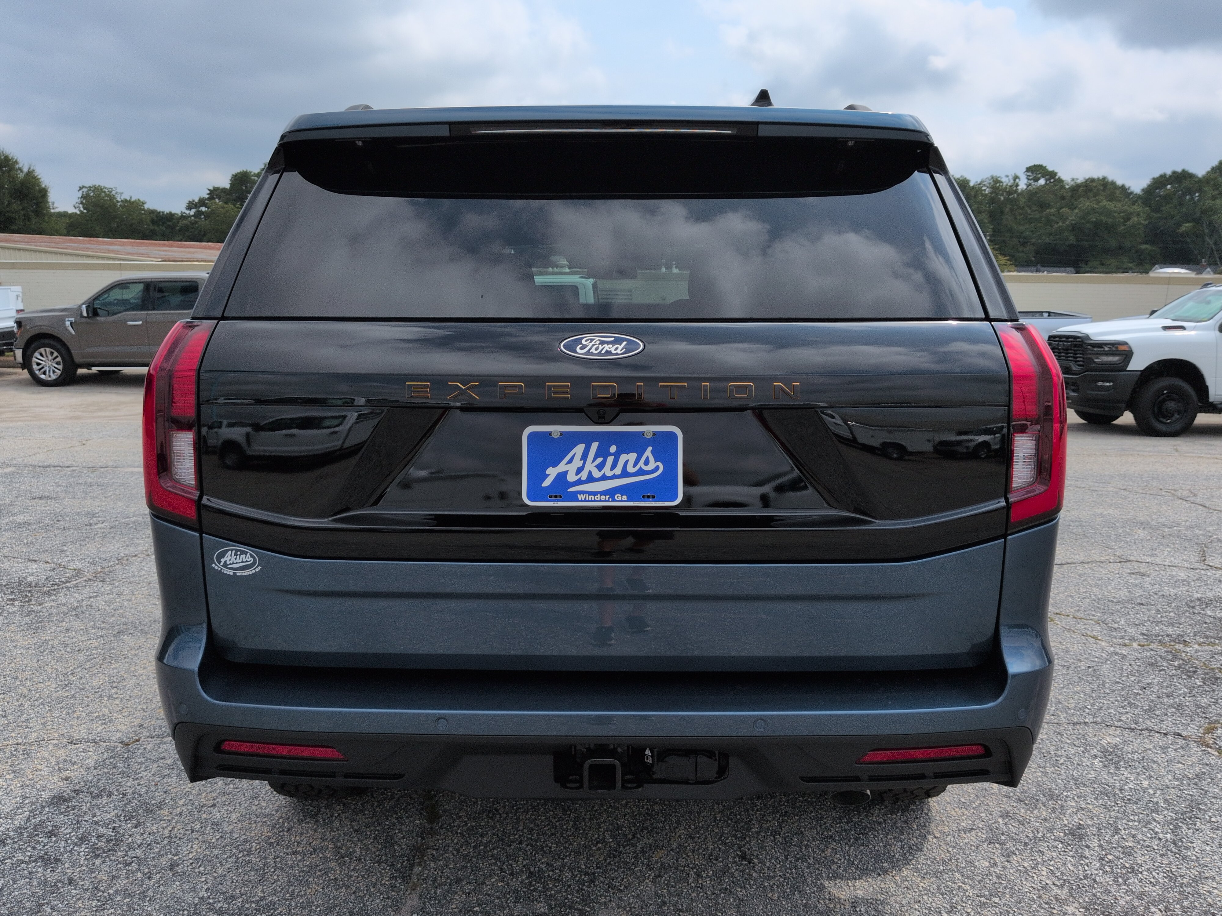 New 2027 Ford Expedition Tremor SUV