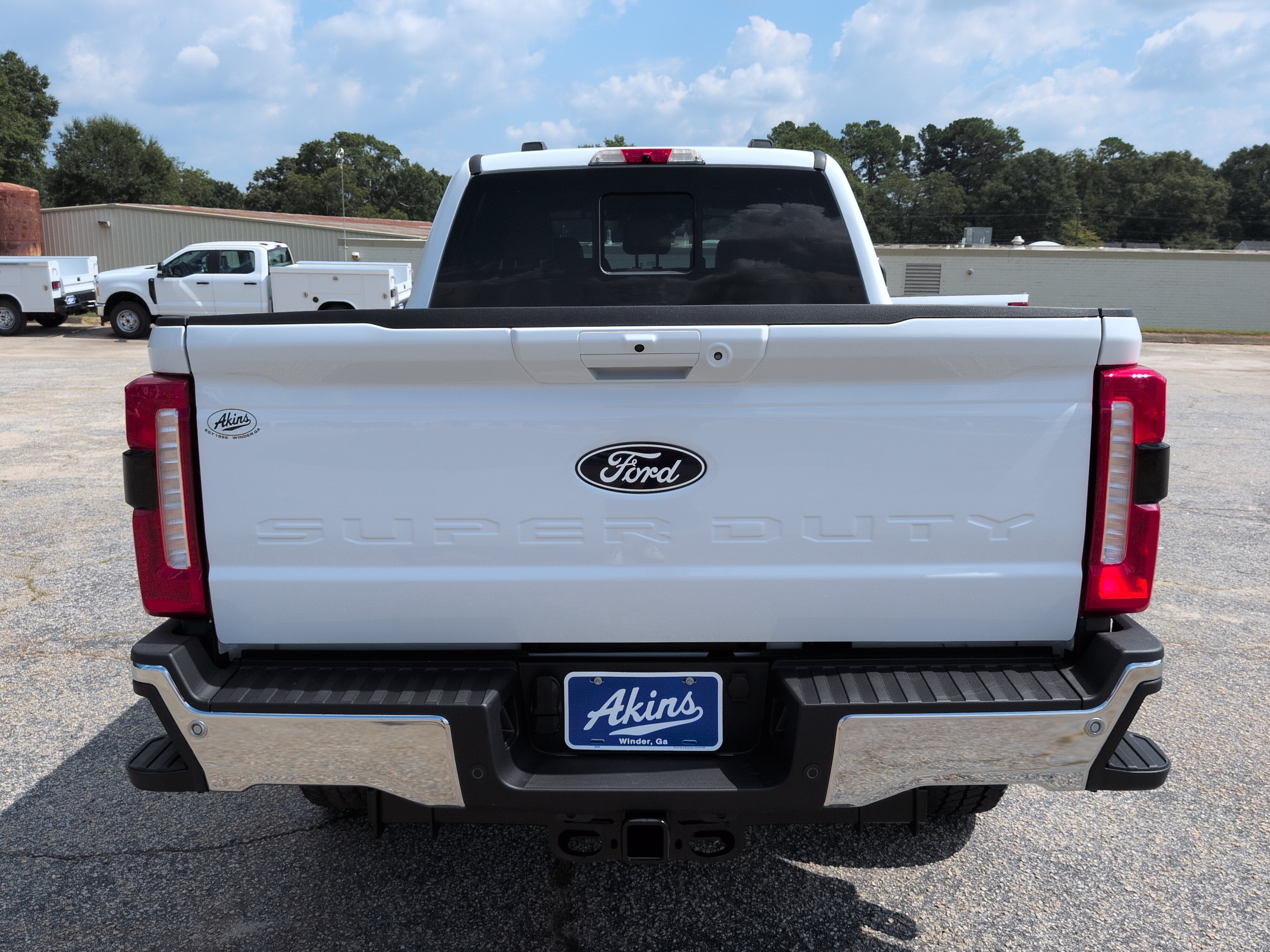 New 2027 Ford Super Duty F-250 SRW LARIAT TRUCK