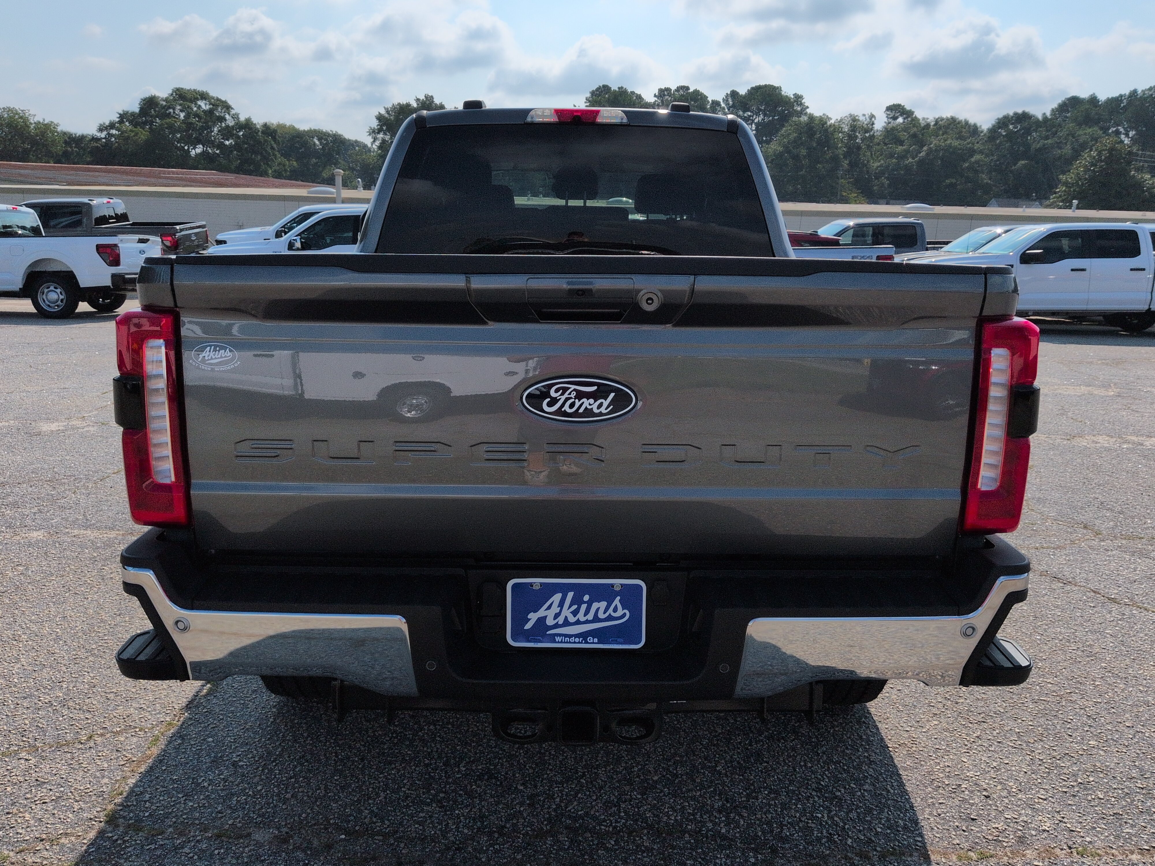 New 2027 Ford Super Duty F-250 SRW LARIAT TRUCK