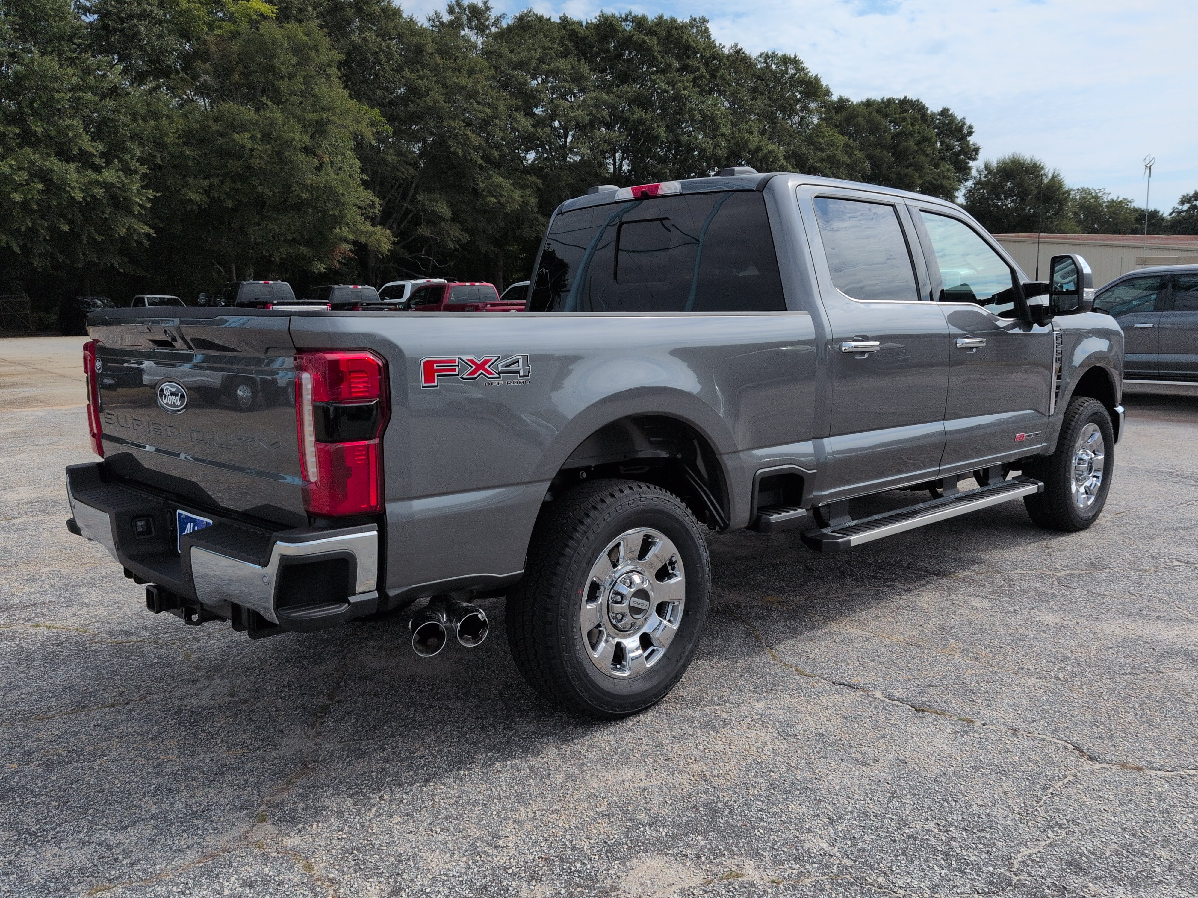 New 2027 Ford Super Duty F-250 SRW LARIAT TRUCK