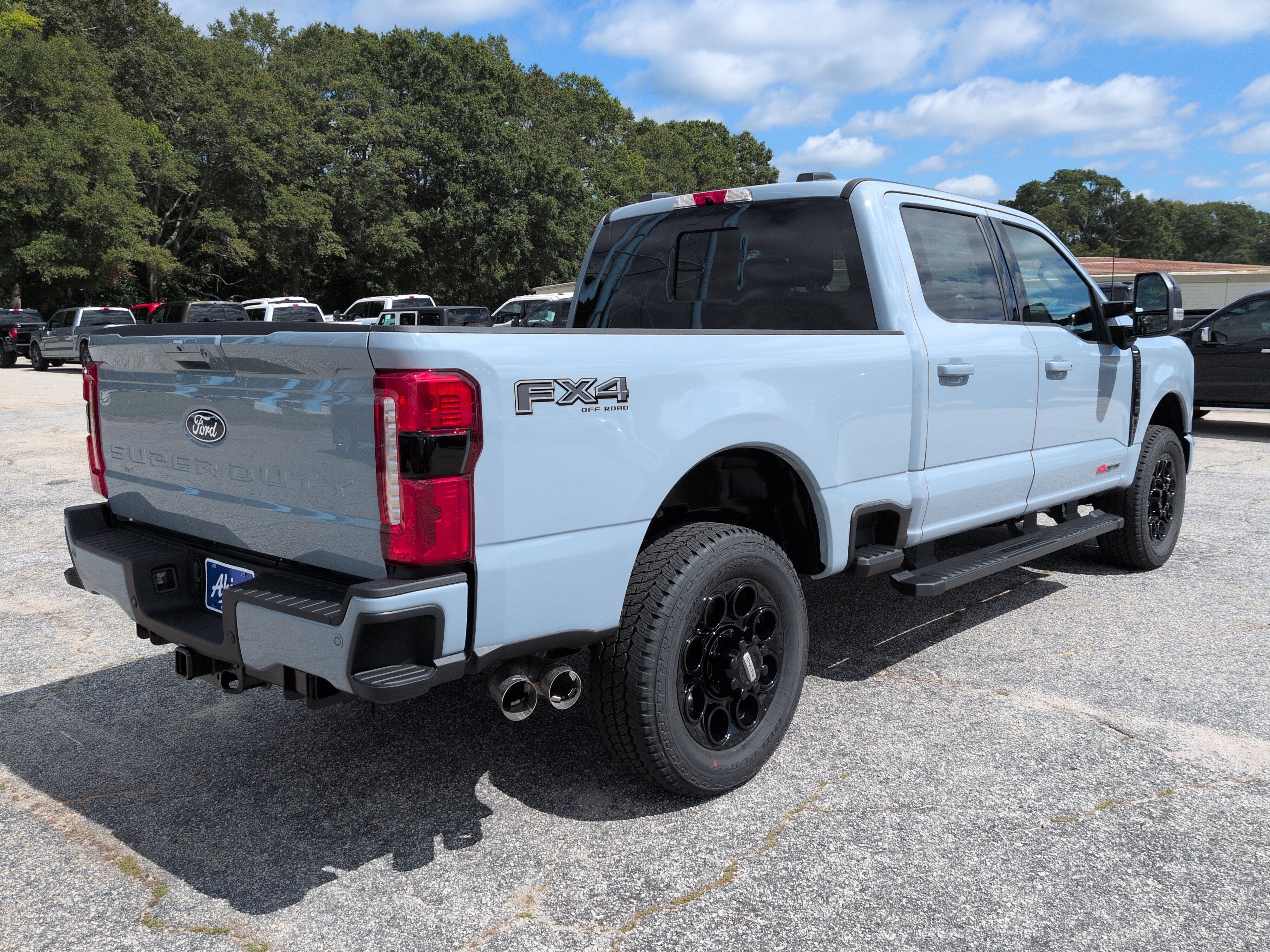 New 2027 Ford Super Duty F-250 SRW LARIAT TRUCK
