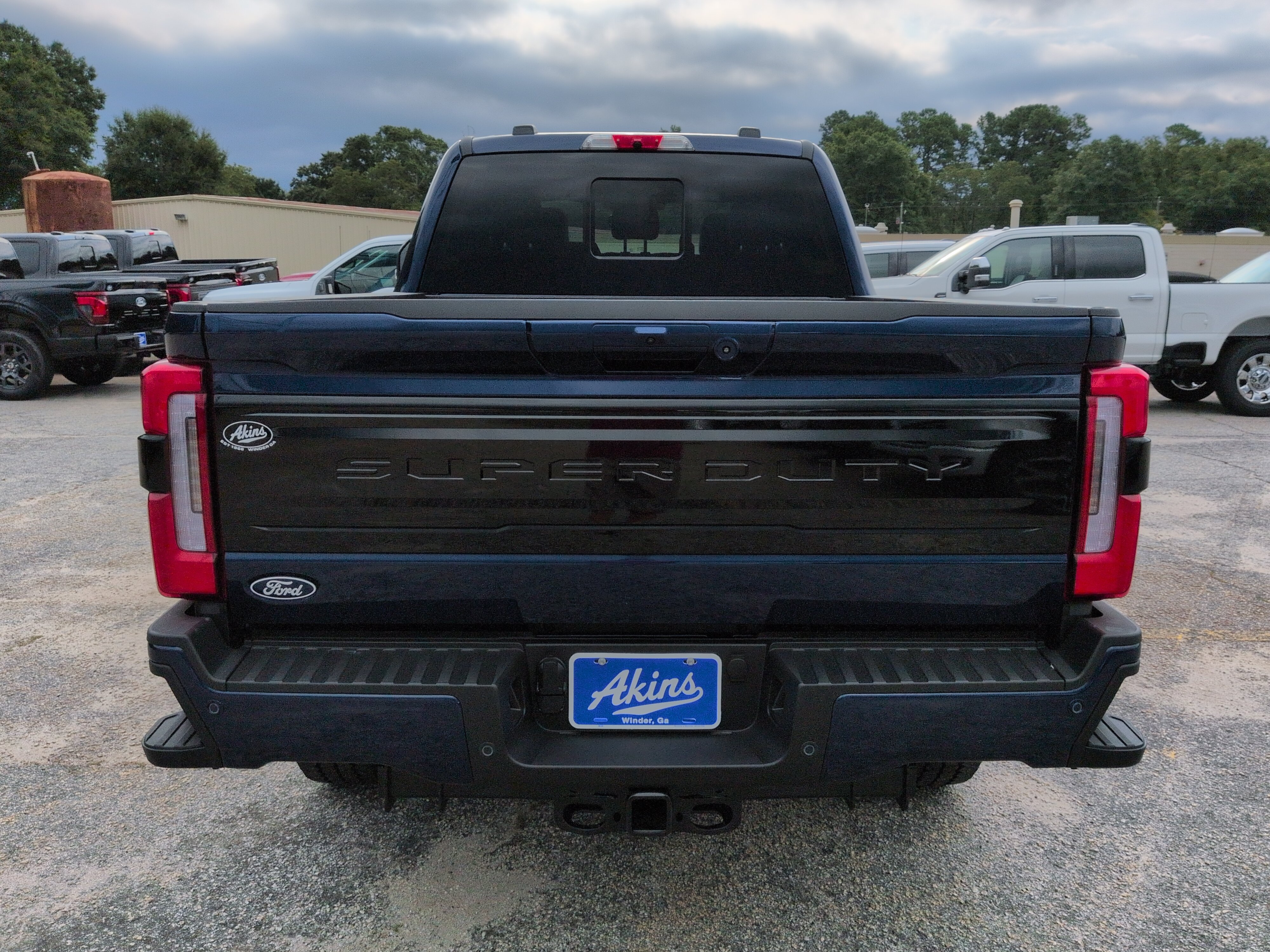 New 2027 Ford Super Duty F-350 SRW Platinum TRUCK