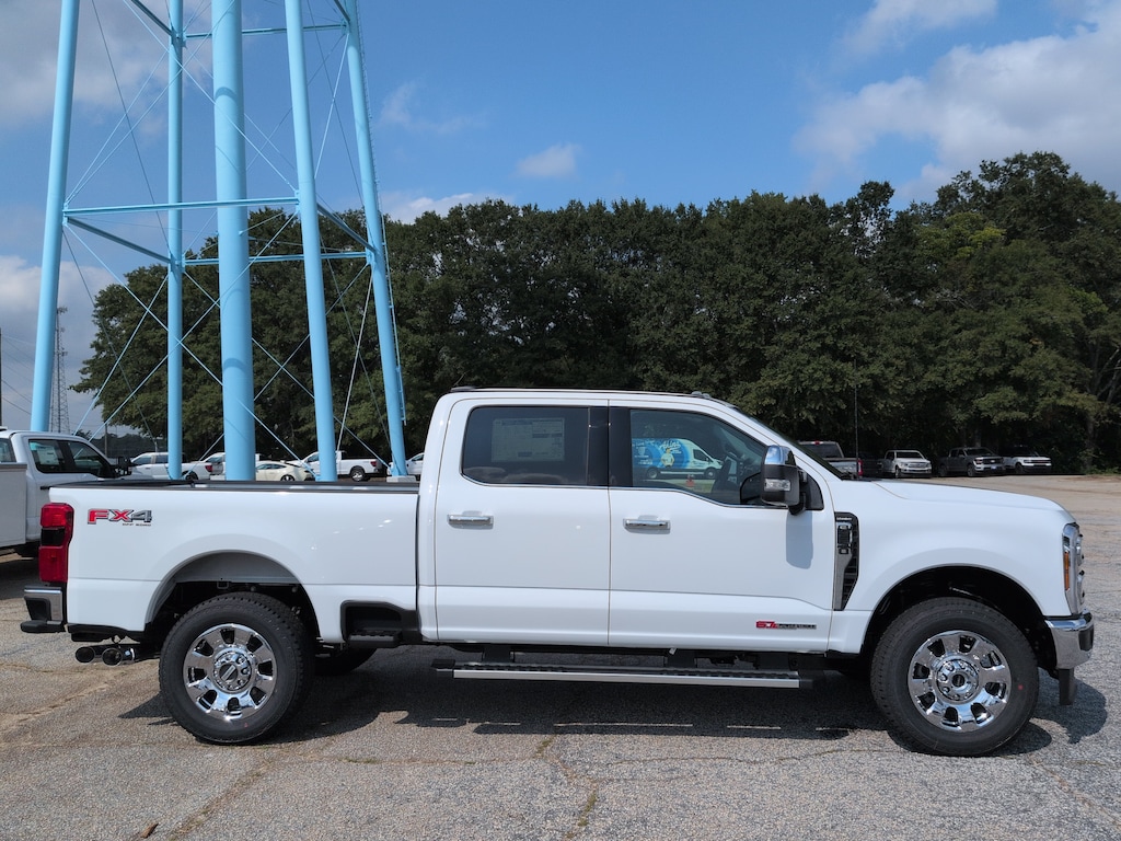 New 2027 Ford Super Duty F-250 SRW LARIAT TRUCK