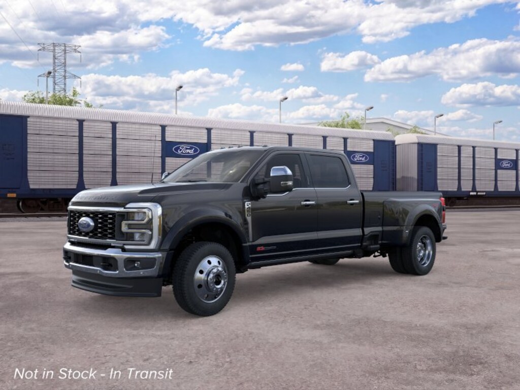 New 2026 Ford Super Duty F-450 DRW Lariat