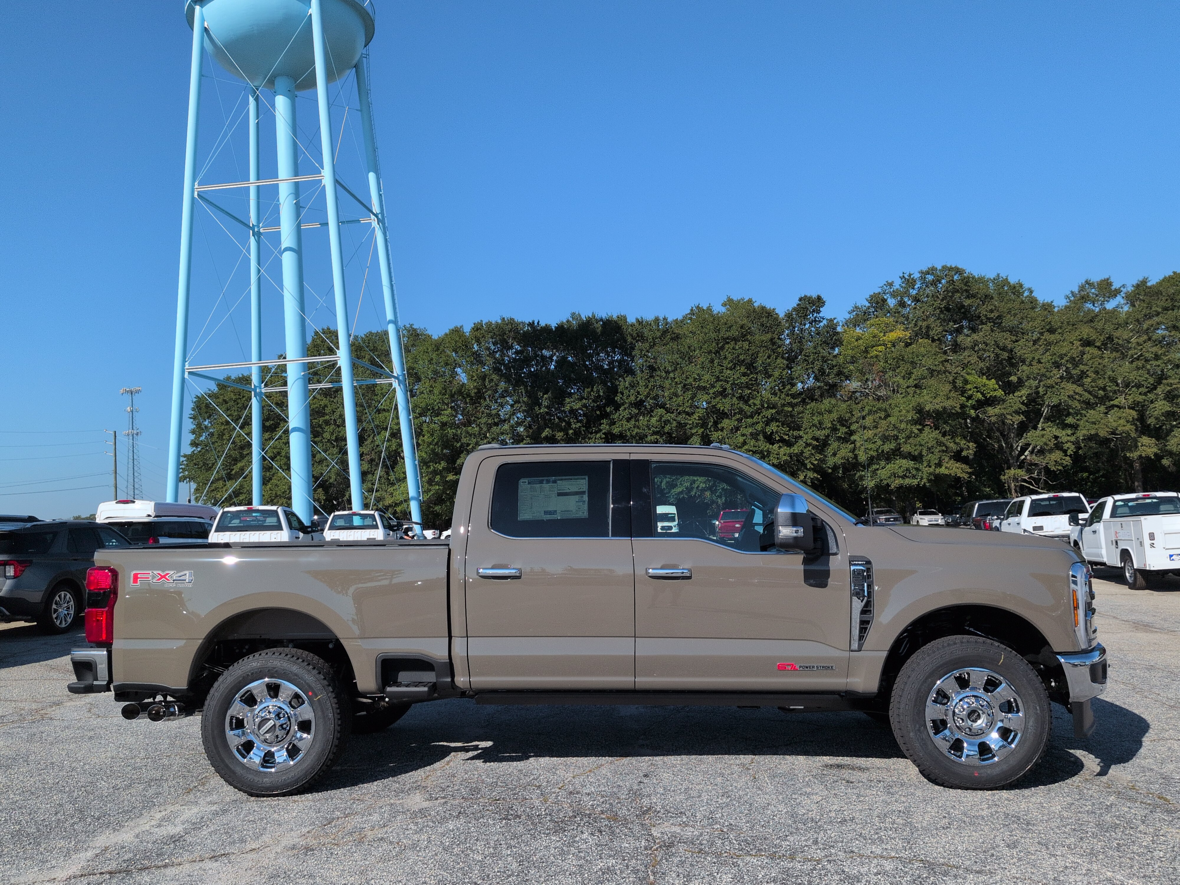 New 2027 Ford Super Duty F-250 SRW LARIAT TRUCK