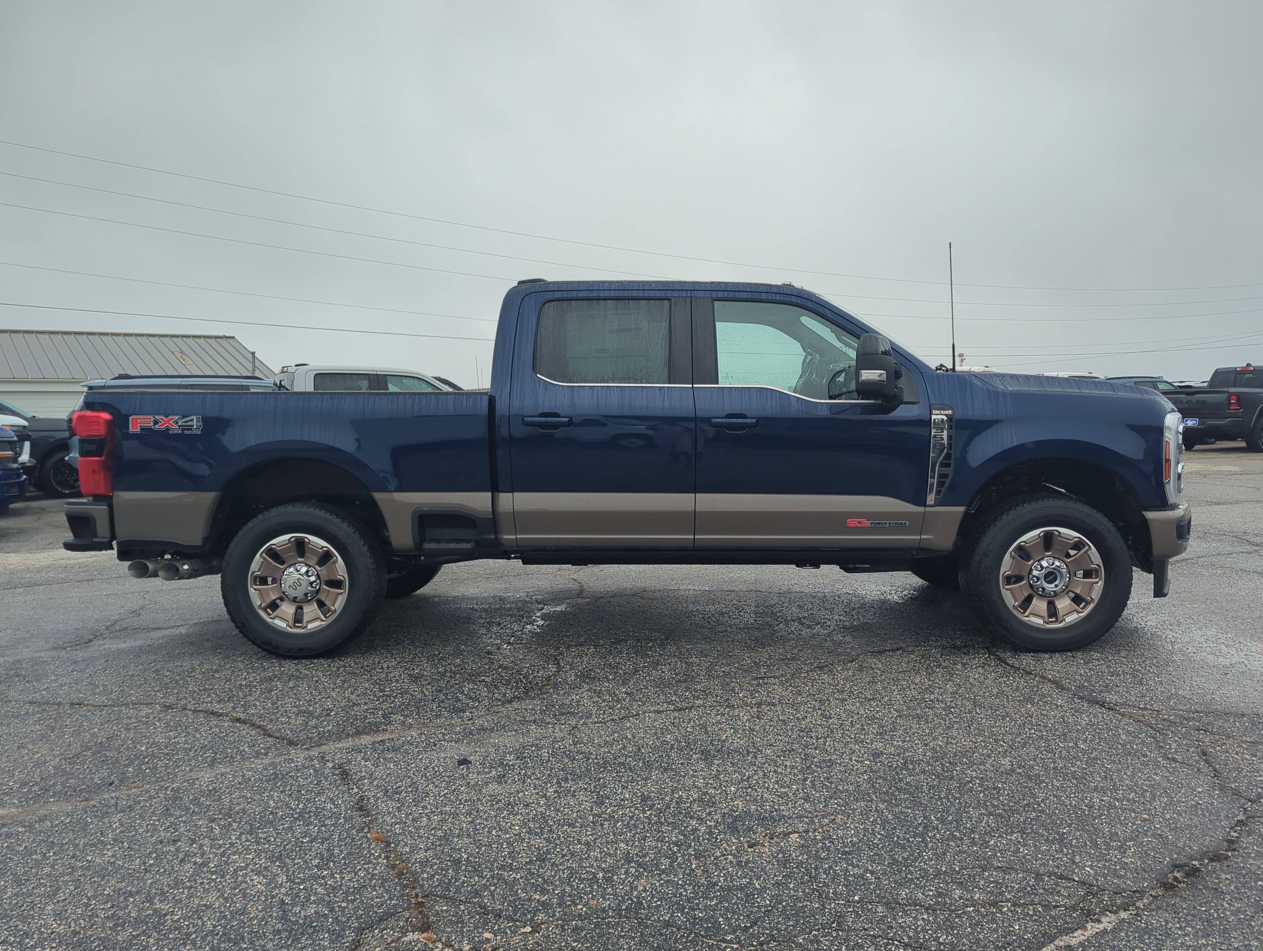 New 2027 Ford Super Duty F-350 SRW King Ranch TRUCK