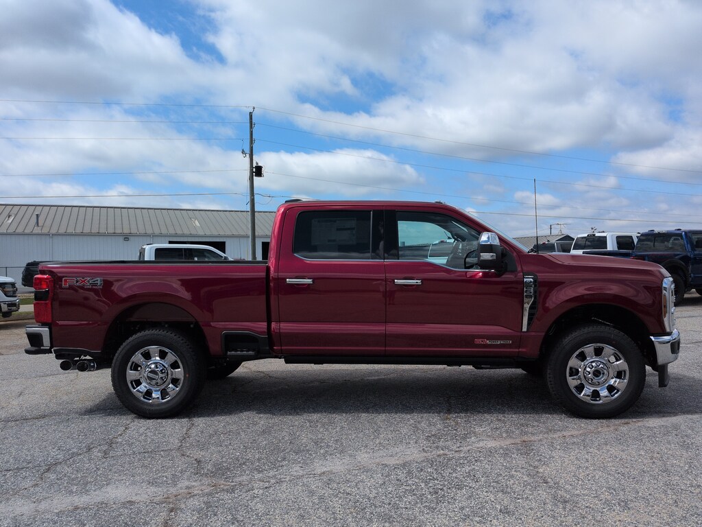 New 2027 Ford Super Duty F-250 SRW LARIAT TRUCK
