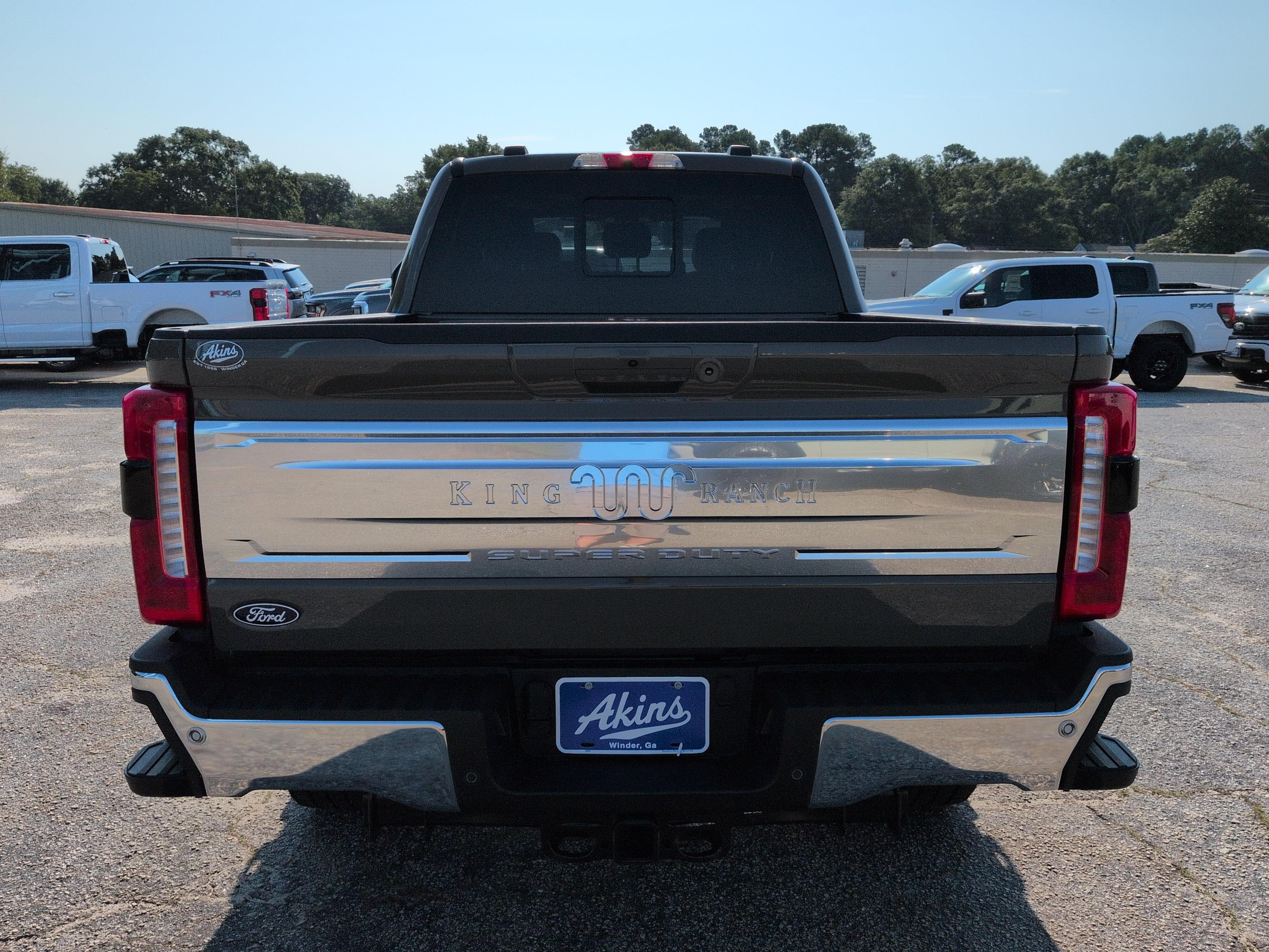New 2027 Ford Super Duty F-350 SRW King Ranch TRUCK