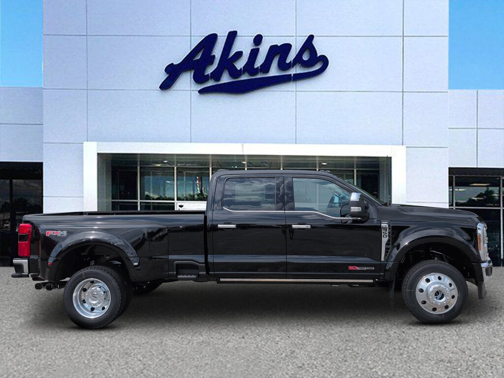New 2026 Ford Super Duty F-450 DRW Lariat TRUCK