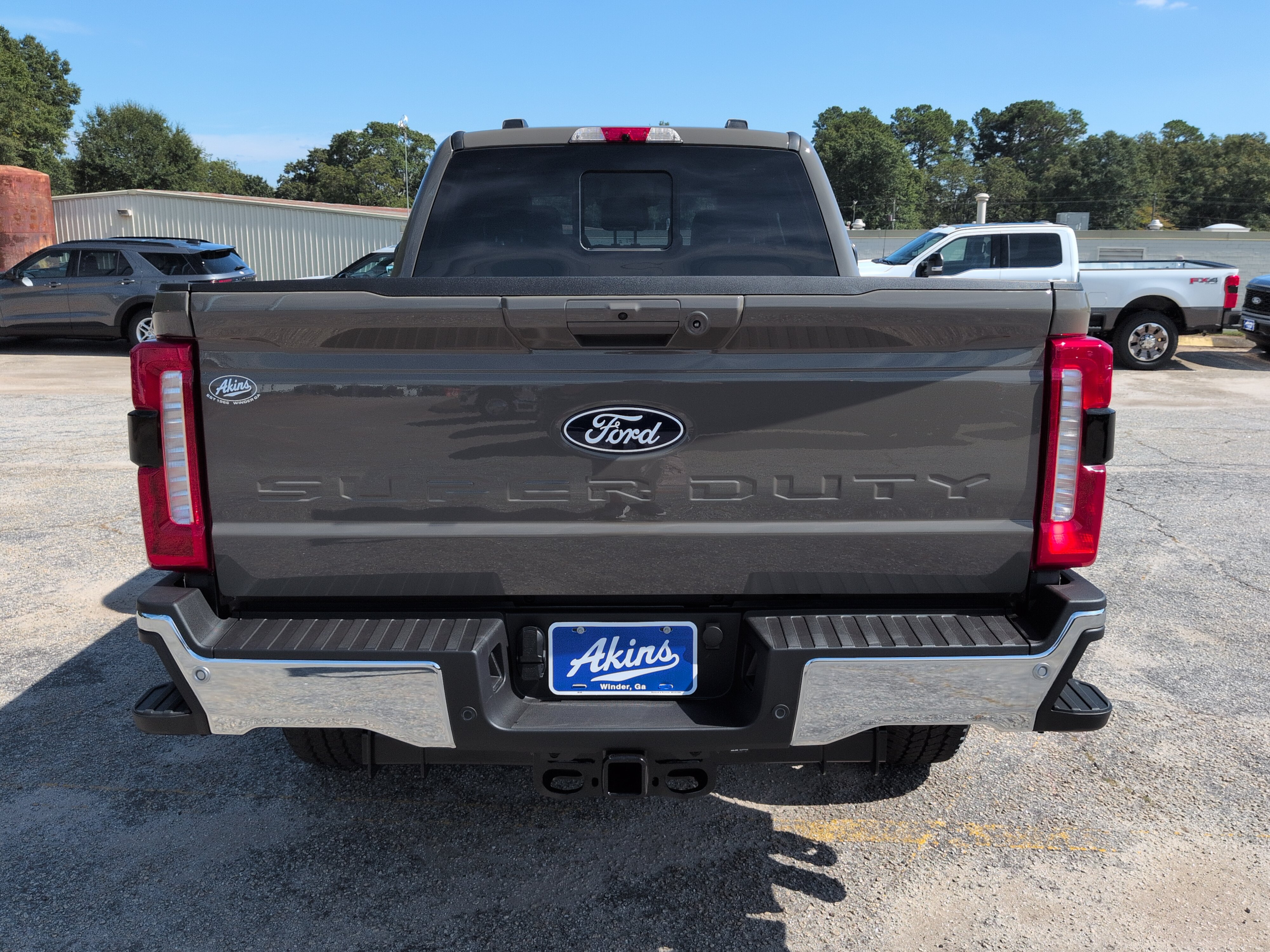 New 2027 Ford Super Duty F-250 SRW LARIAT TRUCK