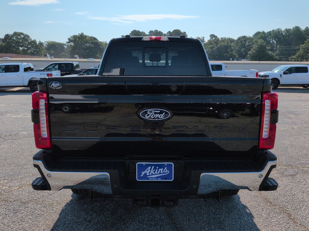 New 2027 Ford Super Duty F-250 SRW LARIAT TRUCK
