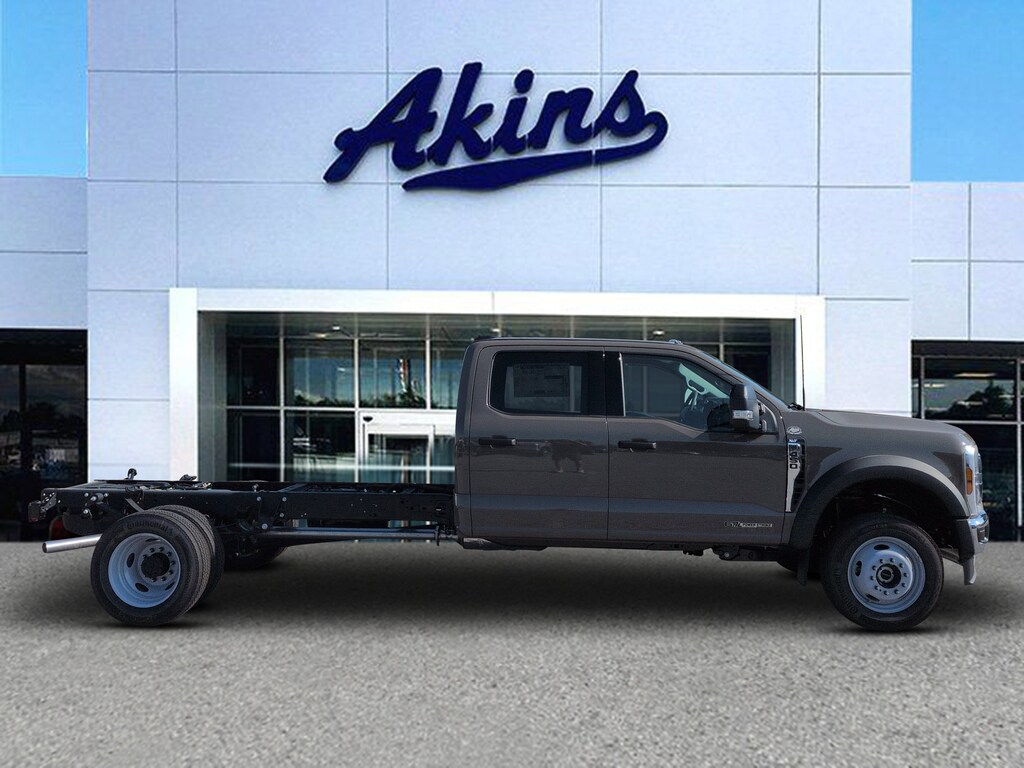 New 2027 Ford Super Duty F-450 DRW XLT TRUCK