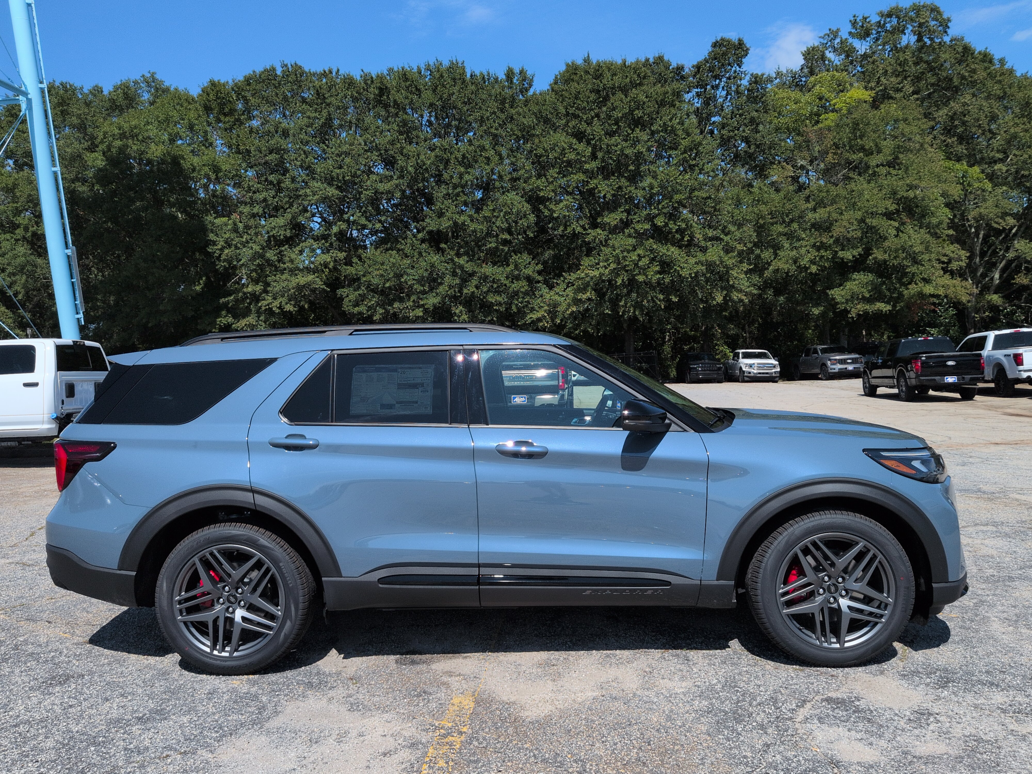 New 2027 Ford Explorer ST SUV
