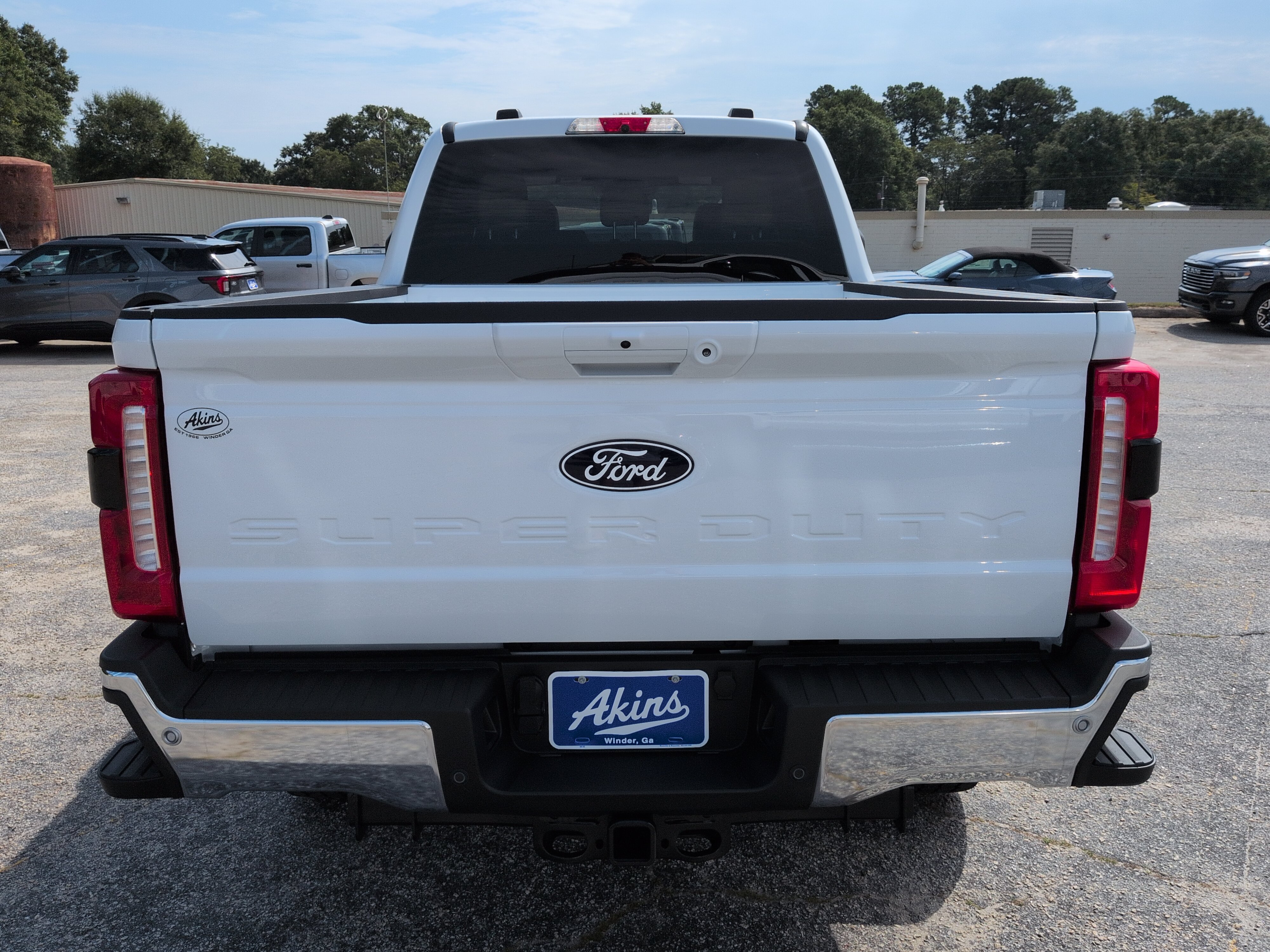 New 2027 Ford Super Duty F-250 SRW LARIAT TRUCK