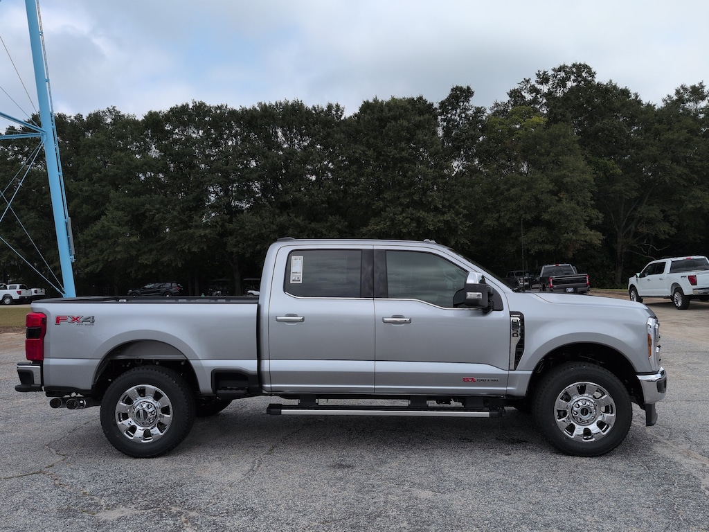 New 2027 Ford Super Duty F-250 SRW LARIAT TRUCK