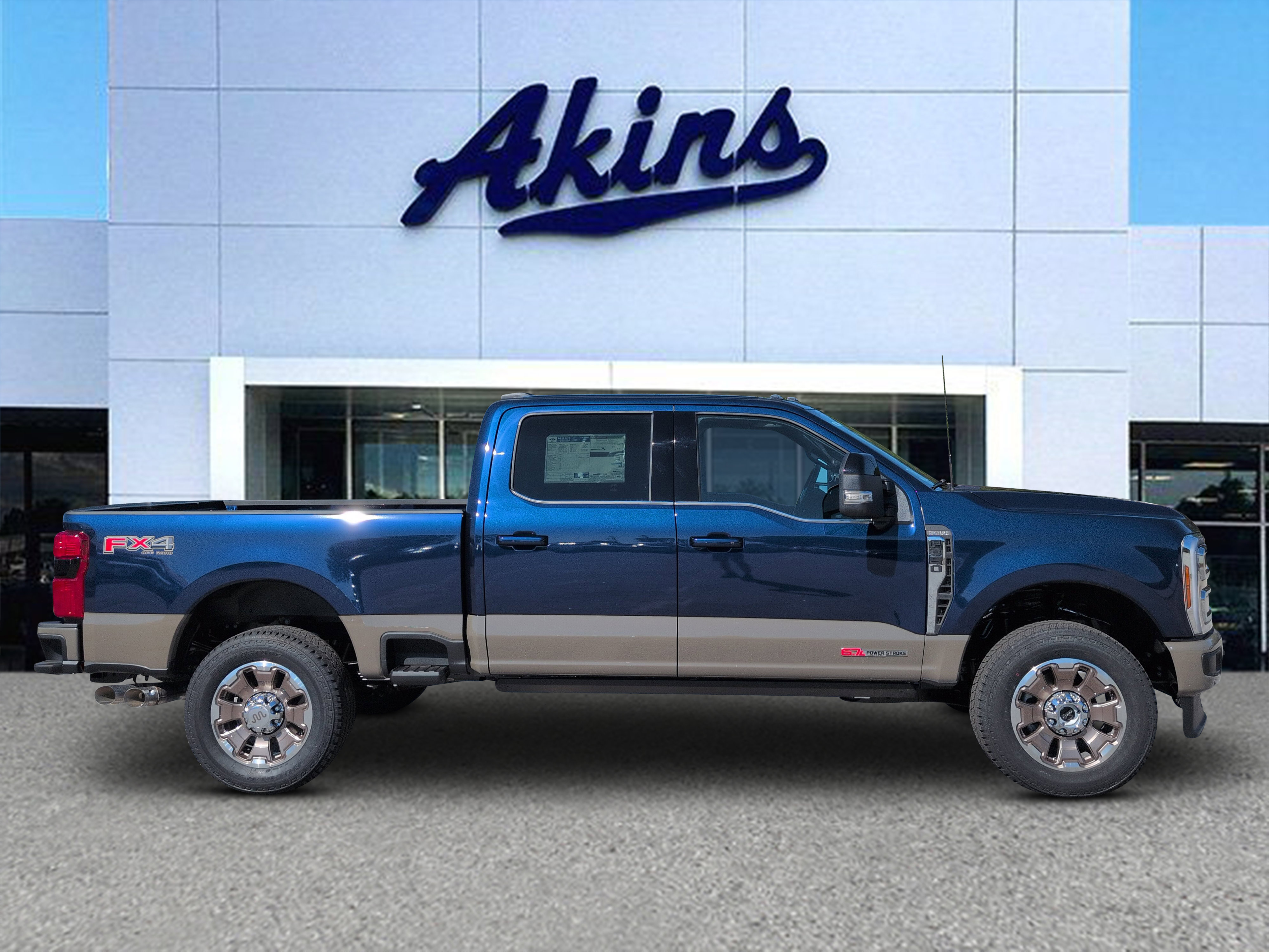 New 2027 Ford Super Duty F-350 SRW King Ranch TRUCK