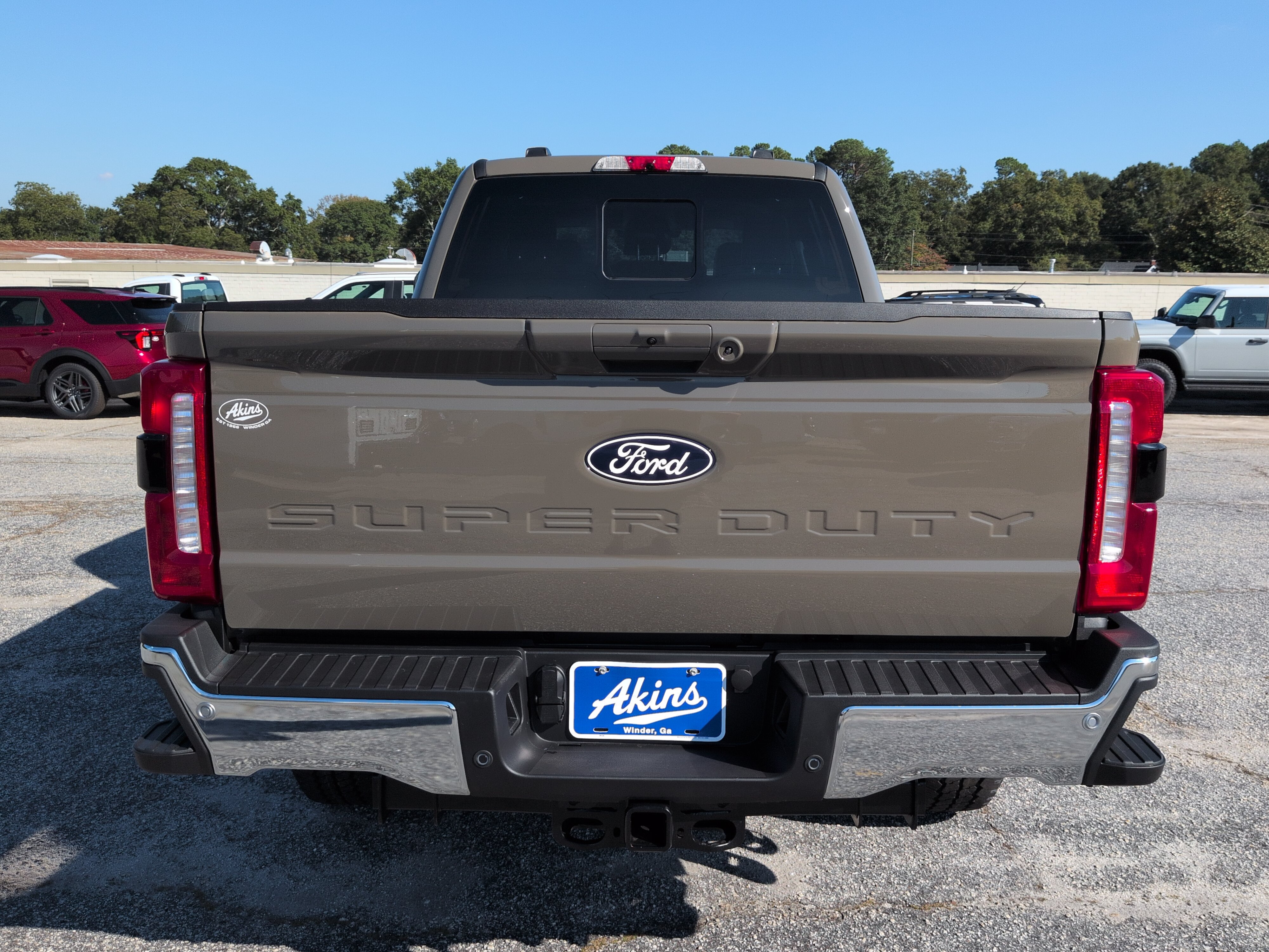 New 2027 Ford Super Duty F-250 SRW LARIAT TRUCK
