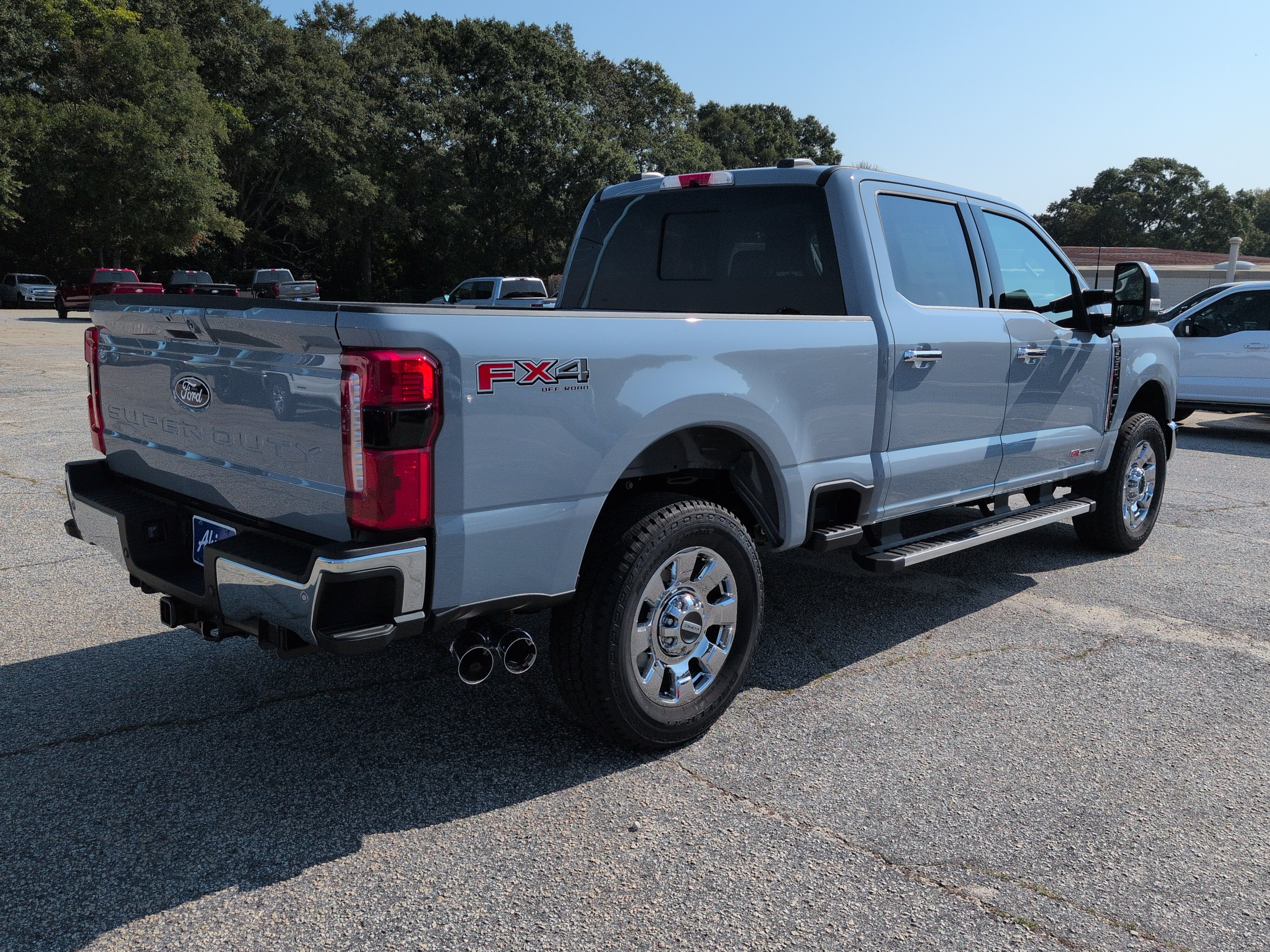 New 2027 Ford Super Duty F-250 SRW LARIAT TRUCK