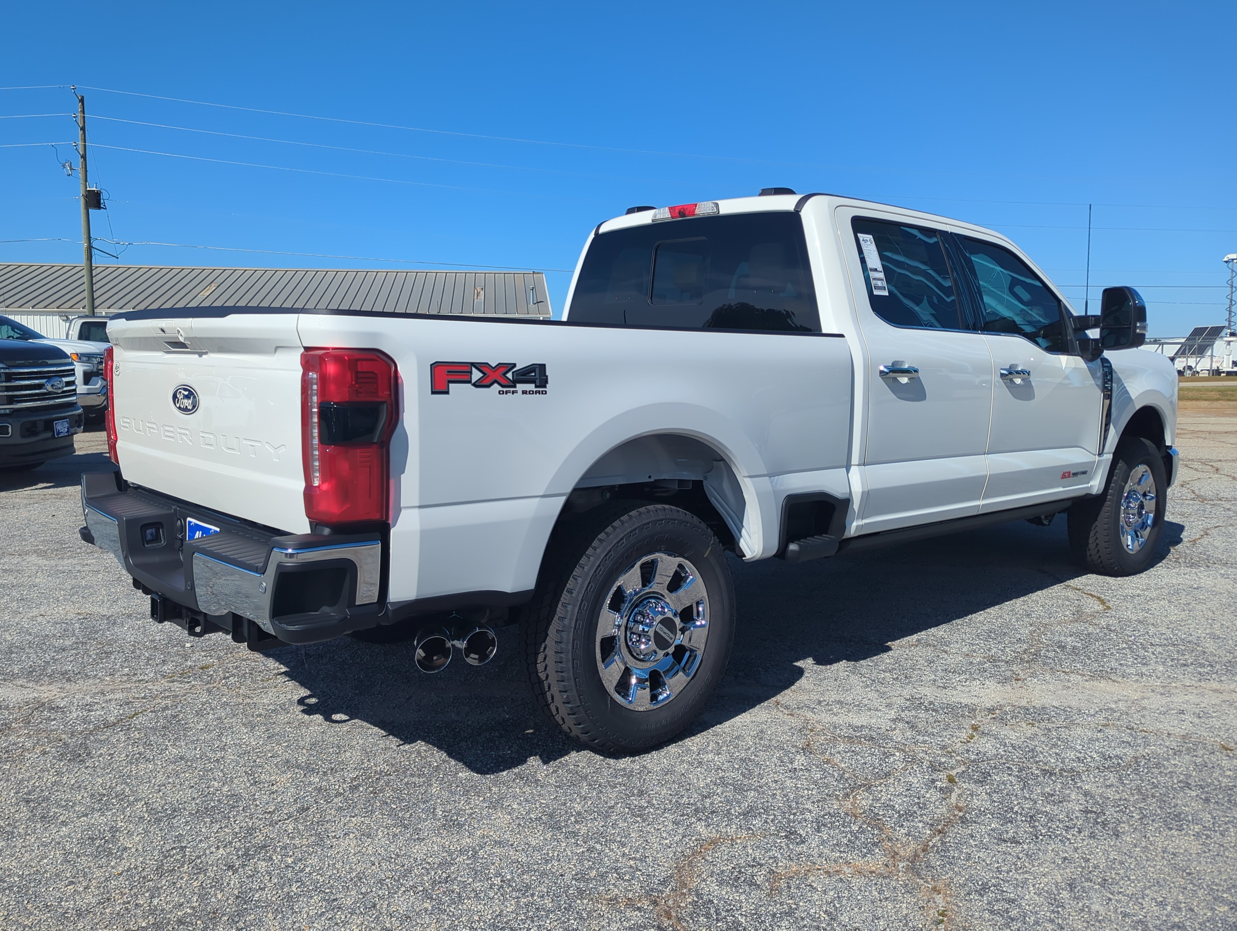 New 2027 Ford Super Duty F-250 SRW LARIAT TRUCK